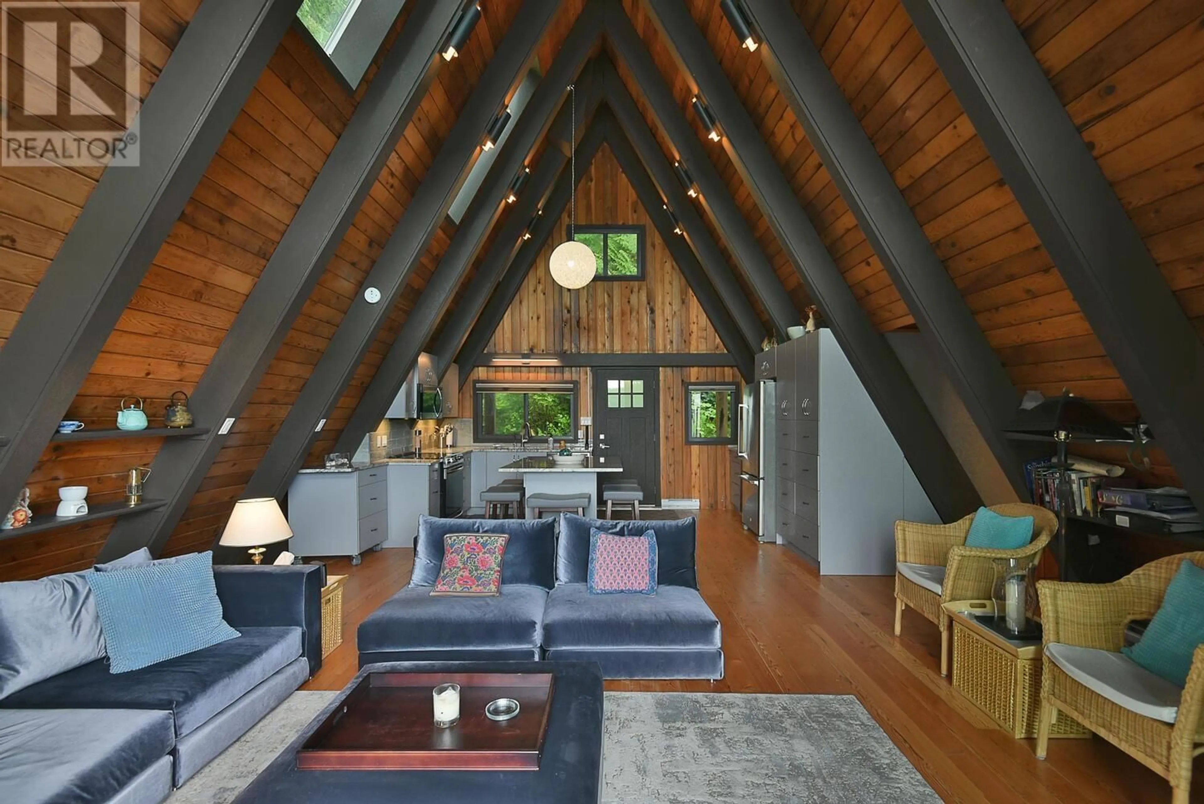 Unknown for 10061 WESCAN ROAD, Halfmoon Bay British Columbia V7Z1G4