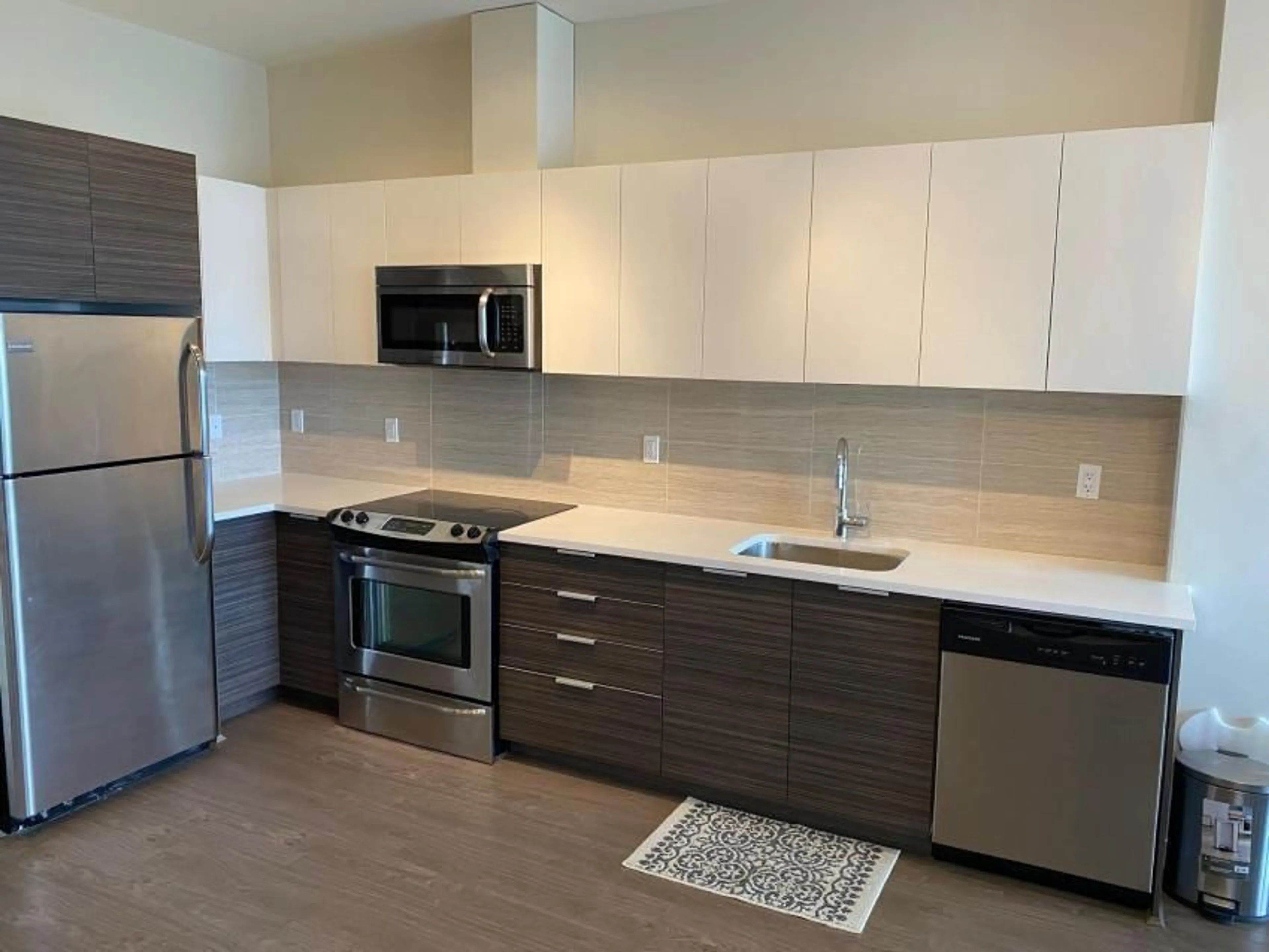Open concept kitchen, unknown for 2602 - 13303 CENTRAL, Surrey British Columbia V3T0K6