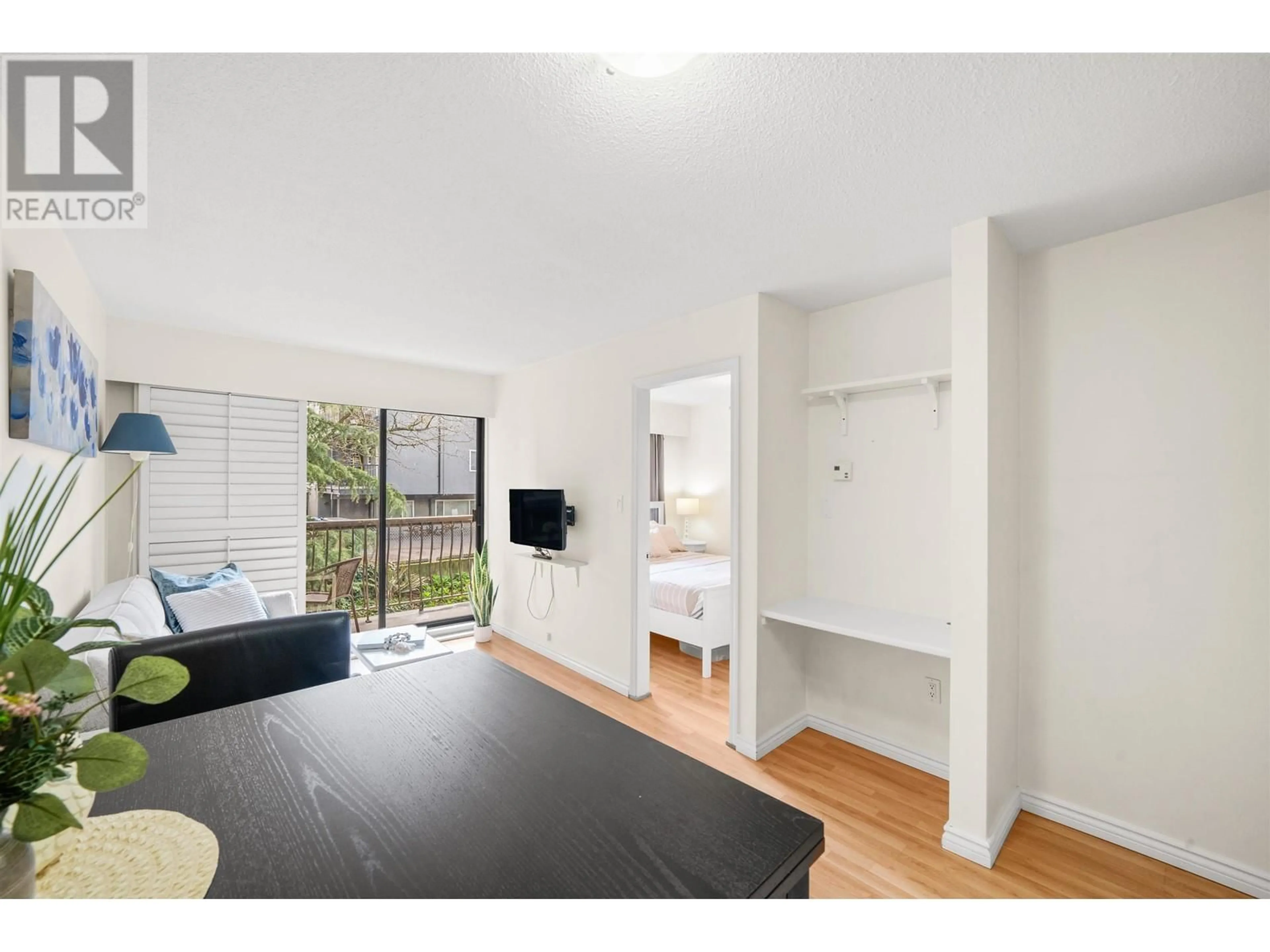 A pic of a room for 208 - 2330 MAPLE STREET, Vancouver British Columbia V6J3T6