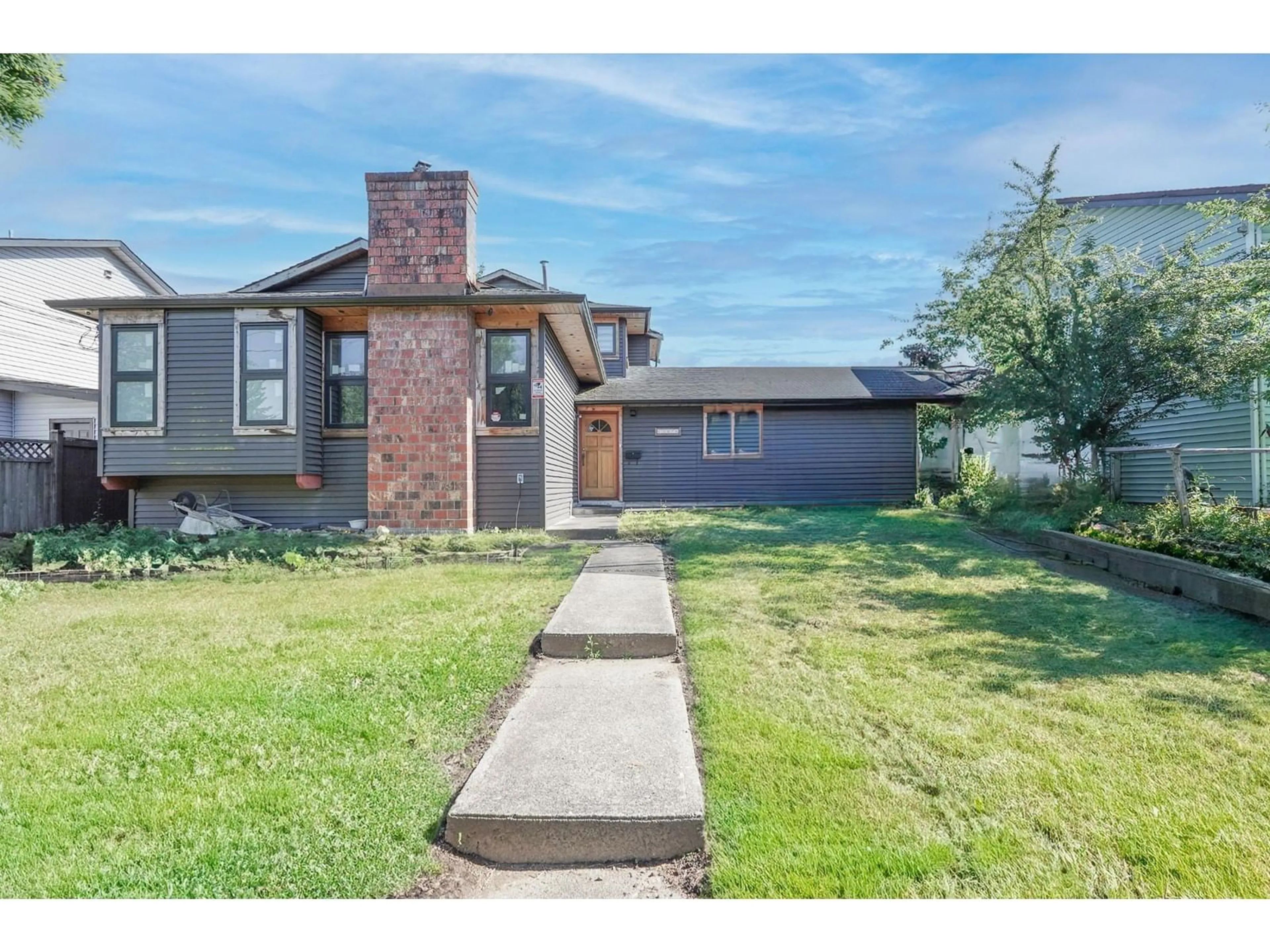Home with brick exterior material, street for 13076 64, Surrey British Columbia V3W1X7