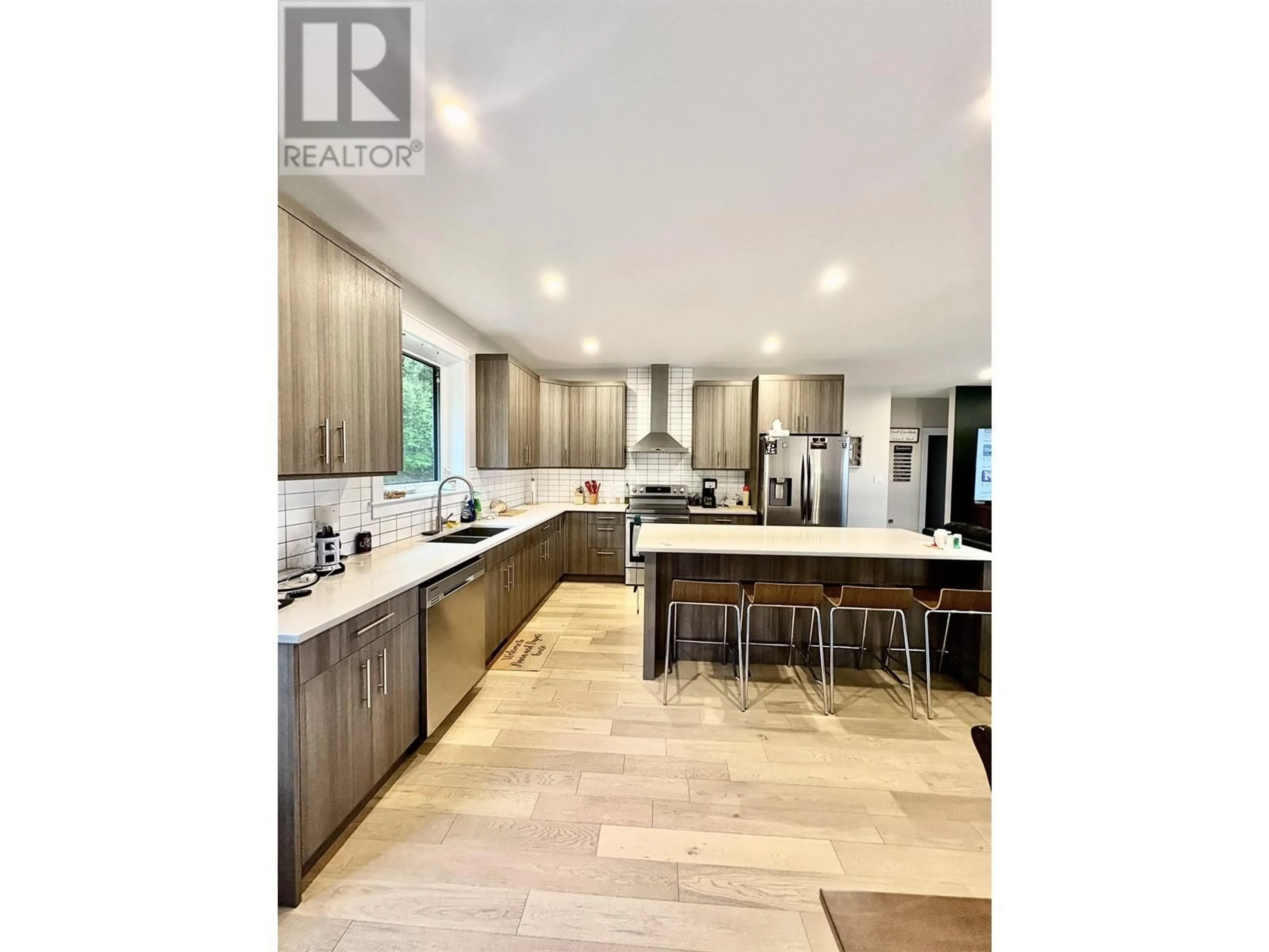 Open concept kitchen, unknown for 49 WOZNEY STREET, Kitimat British Columbia V8C2S2
