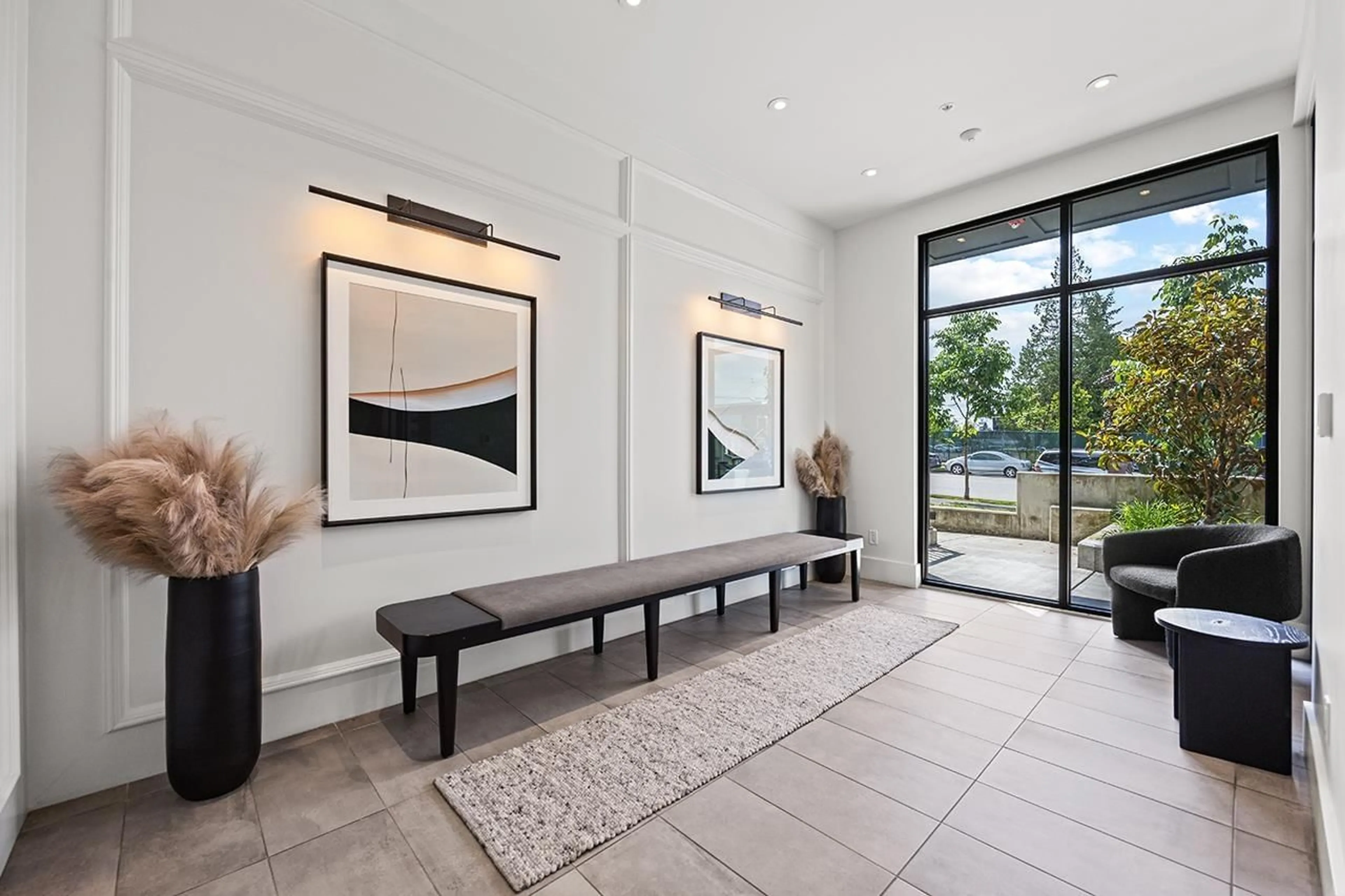 Indoor entryway for 109 - 13929 105, Surrey British Columbia V3T0R5