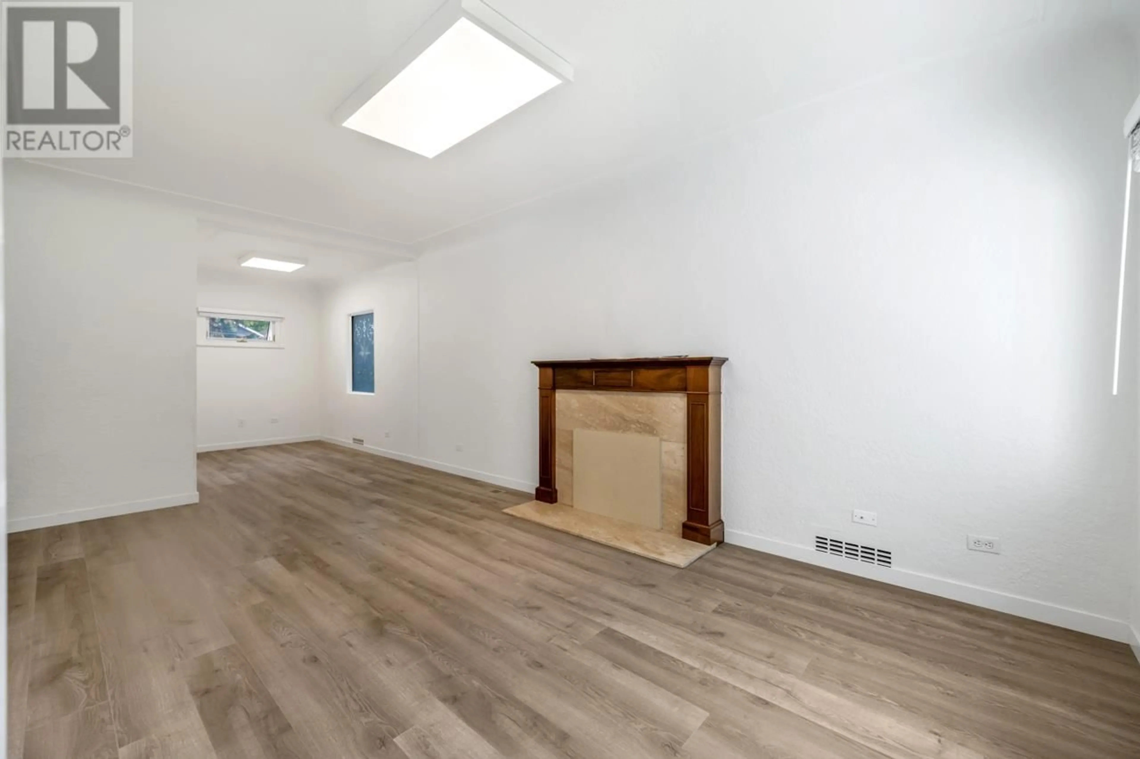 A pic of a room for 4343 15TH AVENUE, Vancouver British Columbia V6R3A9