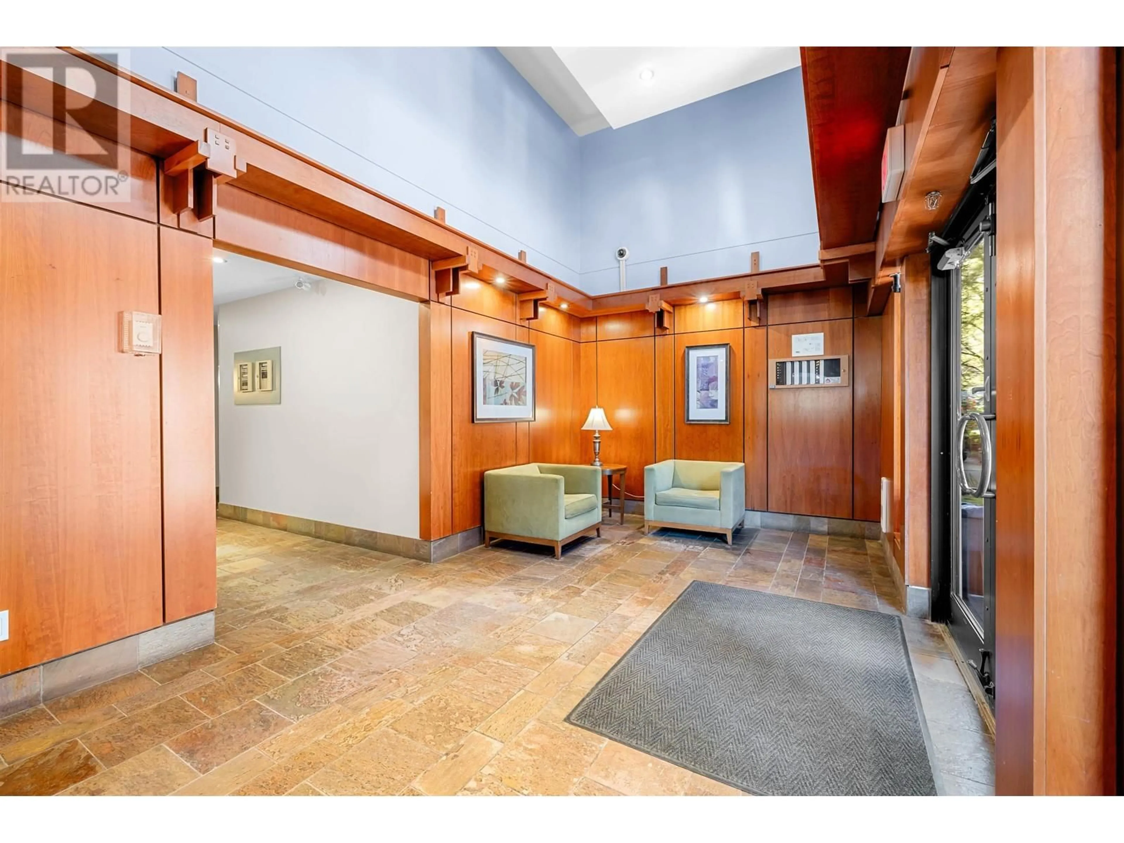 Indoor foyer for 1217 - 4655 VALLEY DRIVE, Vancouver British Columbia V6J5L7