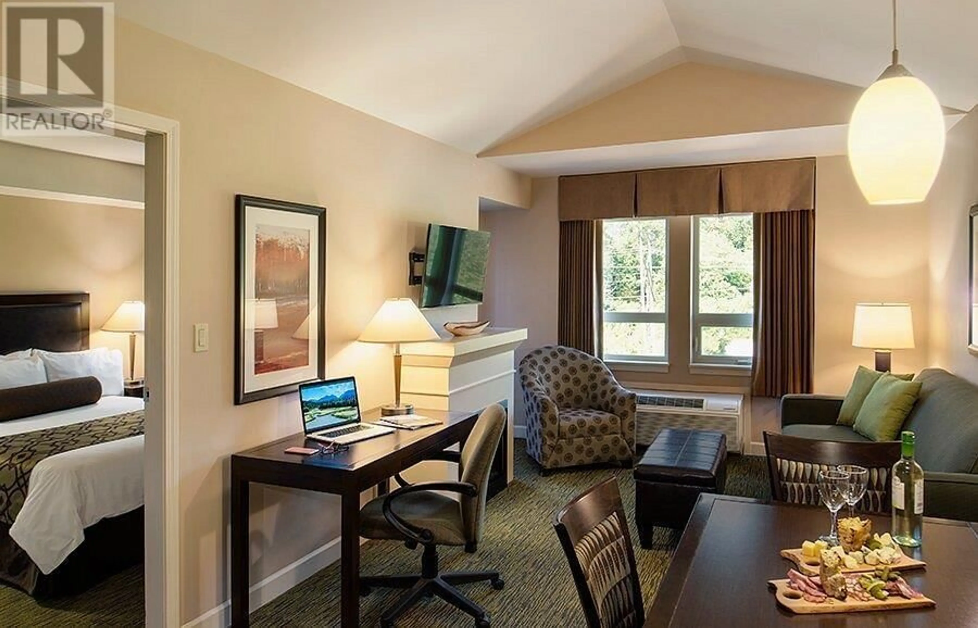 A pic of a room for 318 - 40900 TANTALUS ROAD, Squamish British Columbia V8B0R3
