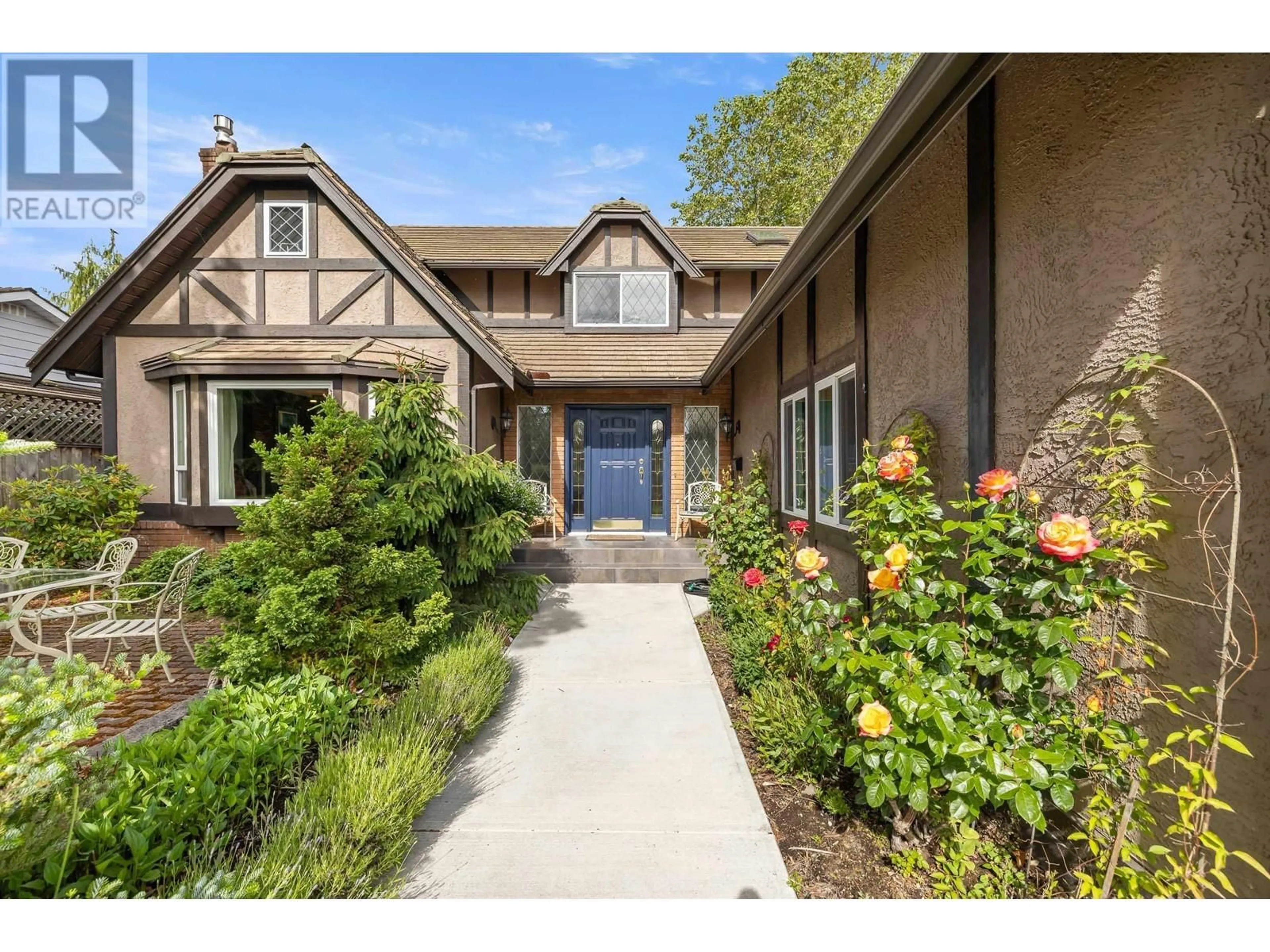 Indoor entryway for 643 GOLDENROD BOULEVARD, Delta British Columbia V4L2H2