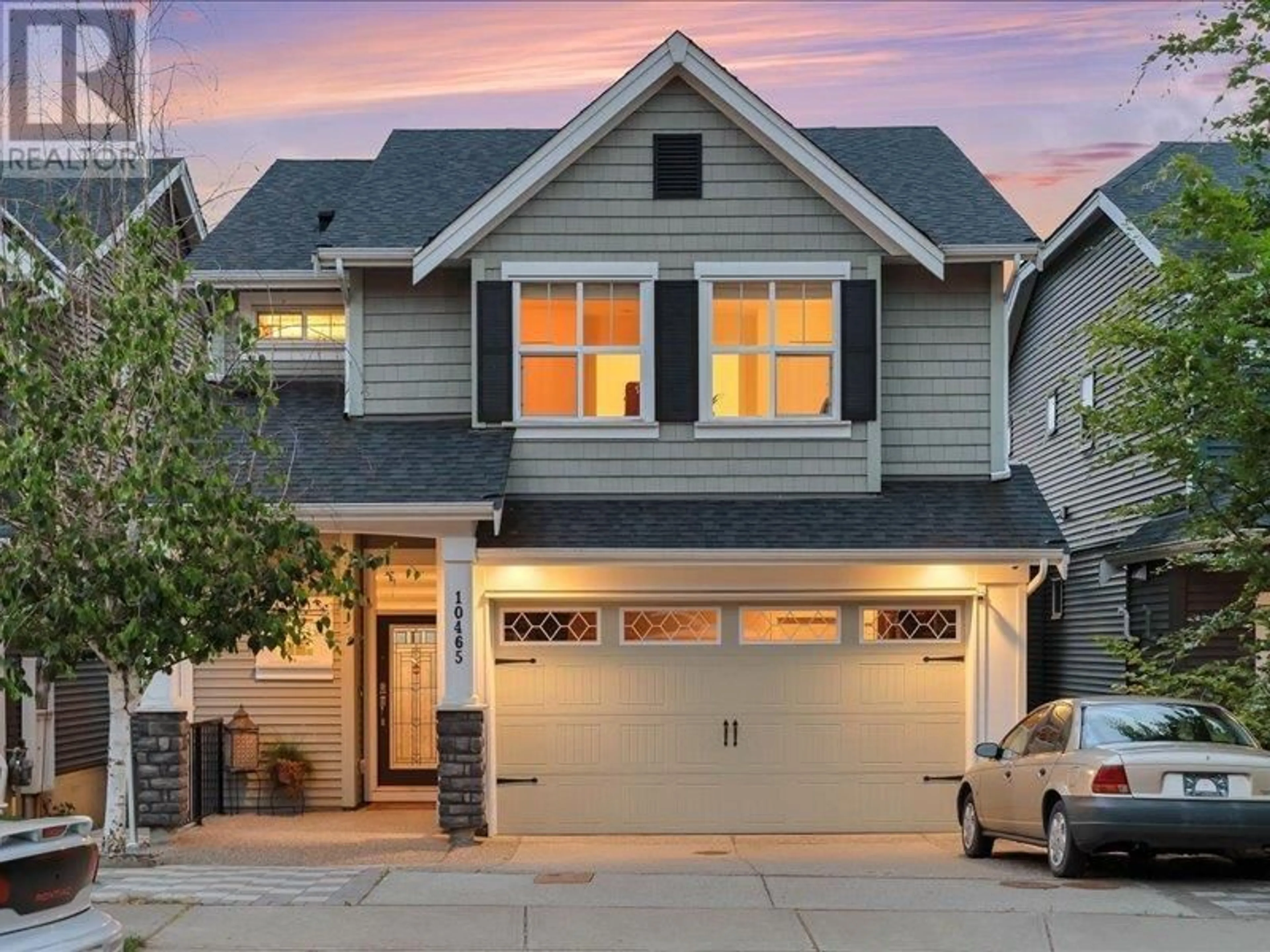 Home with vinyl exterior material, street for 10465 248 STREET, Maple Ridge British Columbia V2W0H8