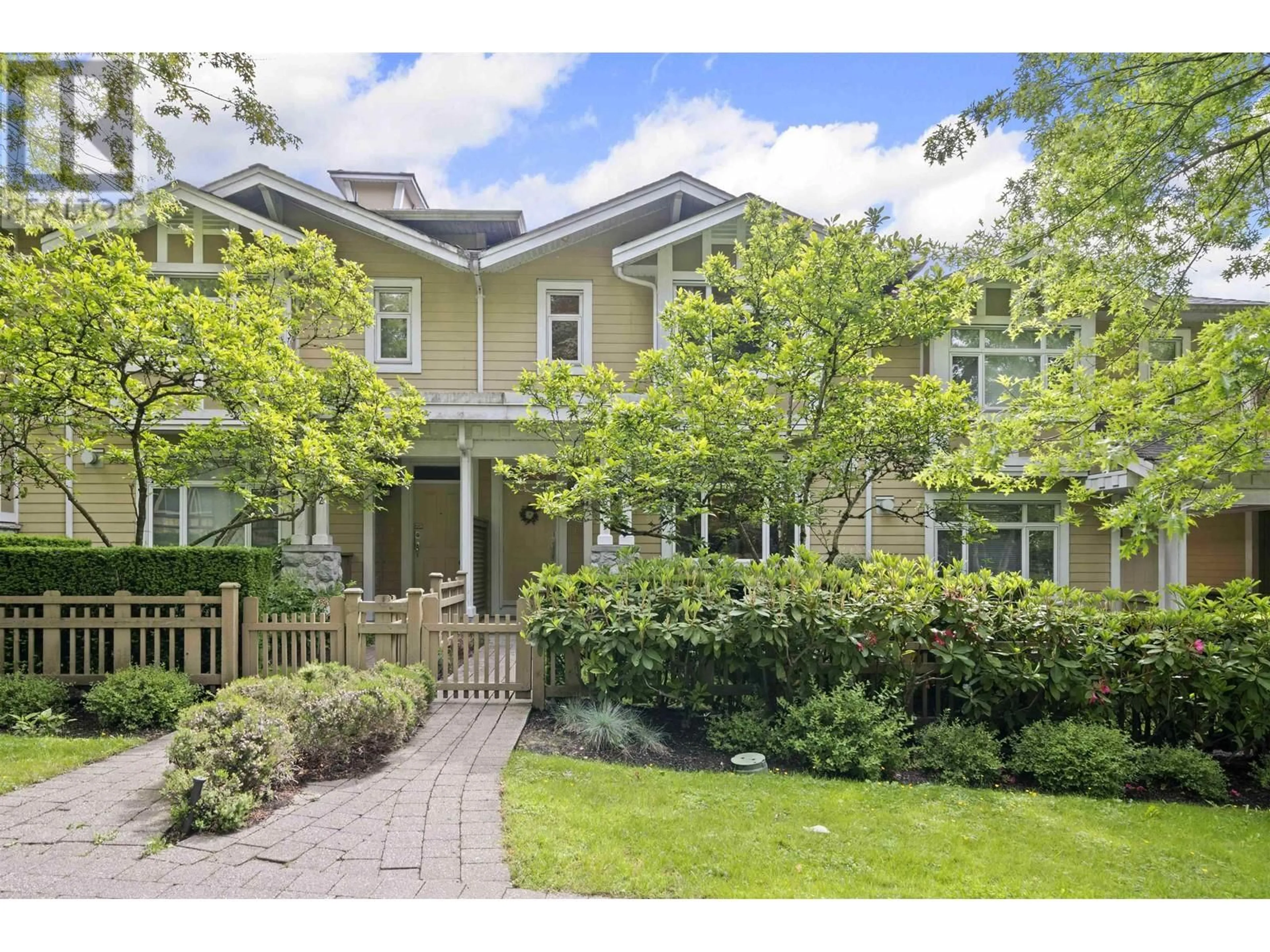 Unknown for 896 58TH AVENUE, Vancouver British Columbia V6P6Y3