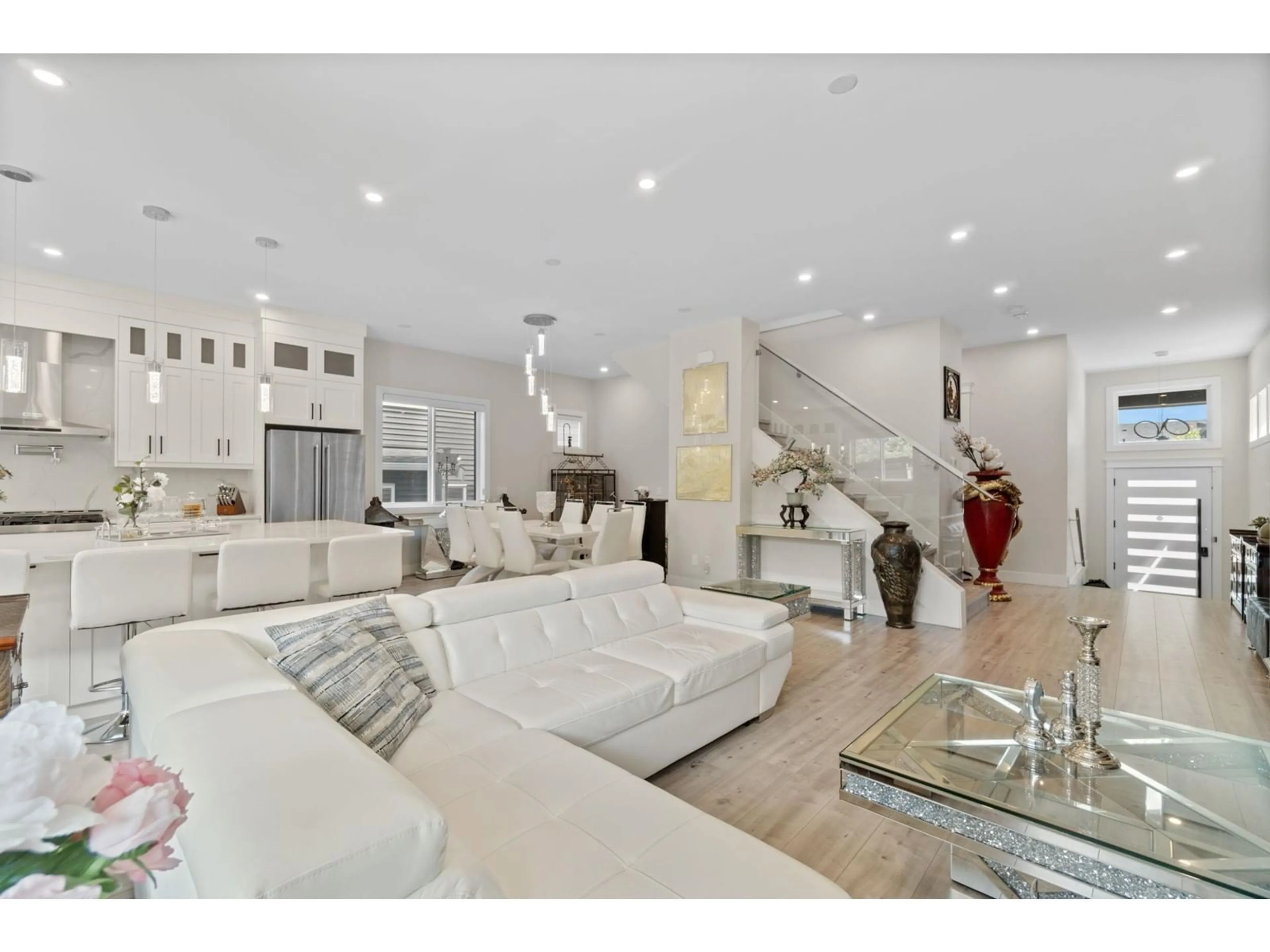 Open concept kitchen, unknown for 5 - 43925 CHILLIWACK MOUNTAIN ROAD, Chilliwack British Columbia V2R4A1