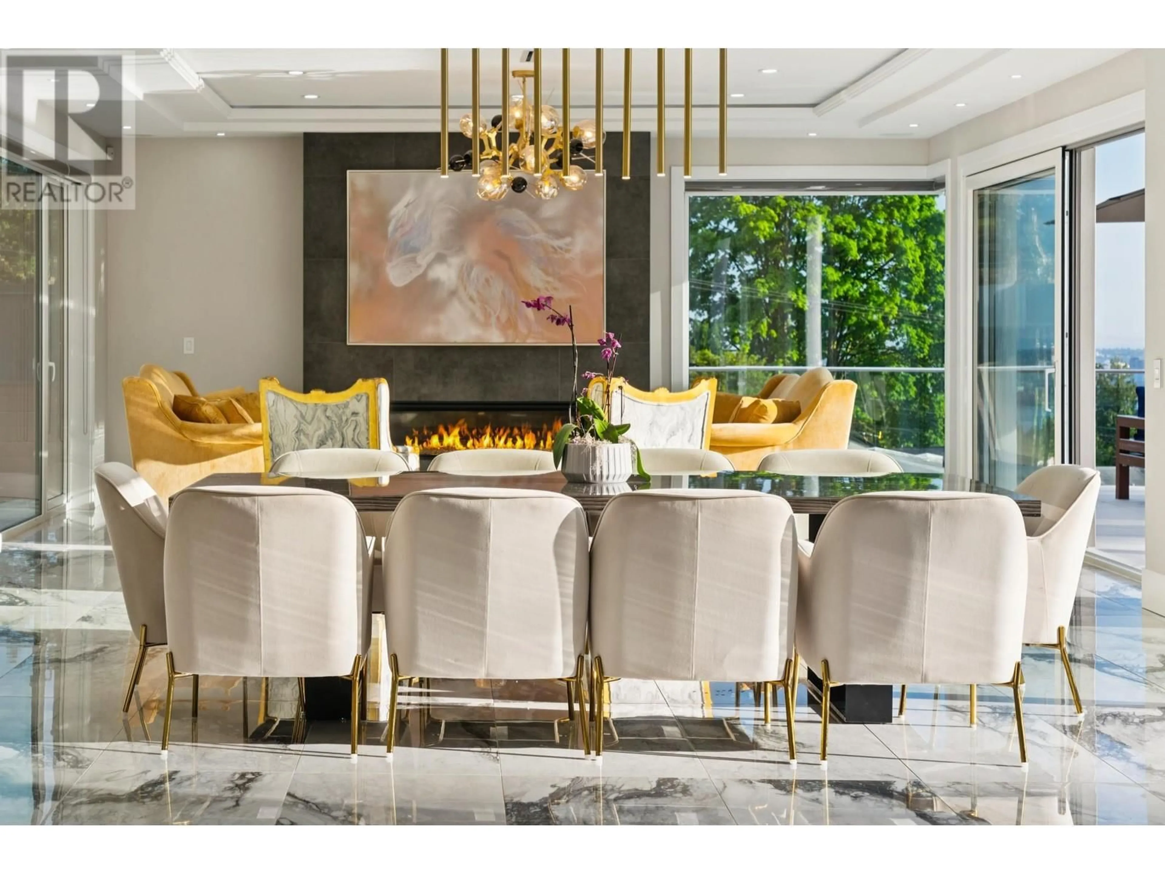Dining room, unknown for 3980 NORWOOD AVENUE, North Vancouver British Columbia V7N3R3