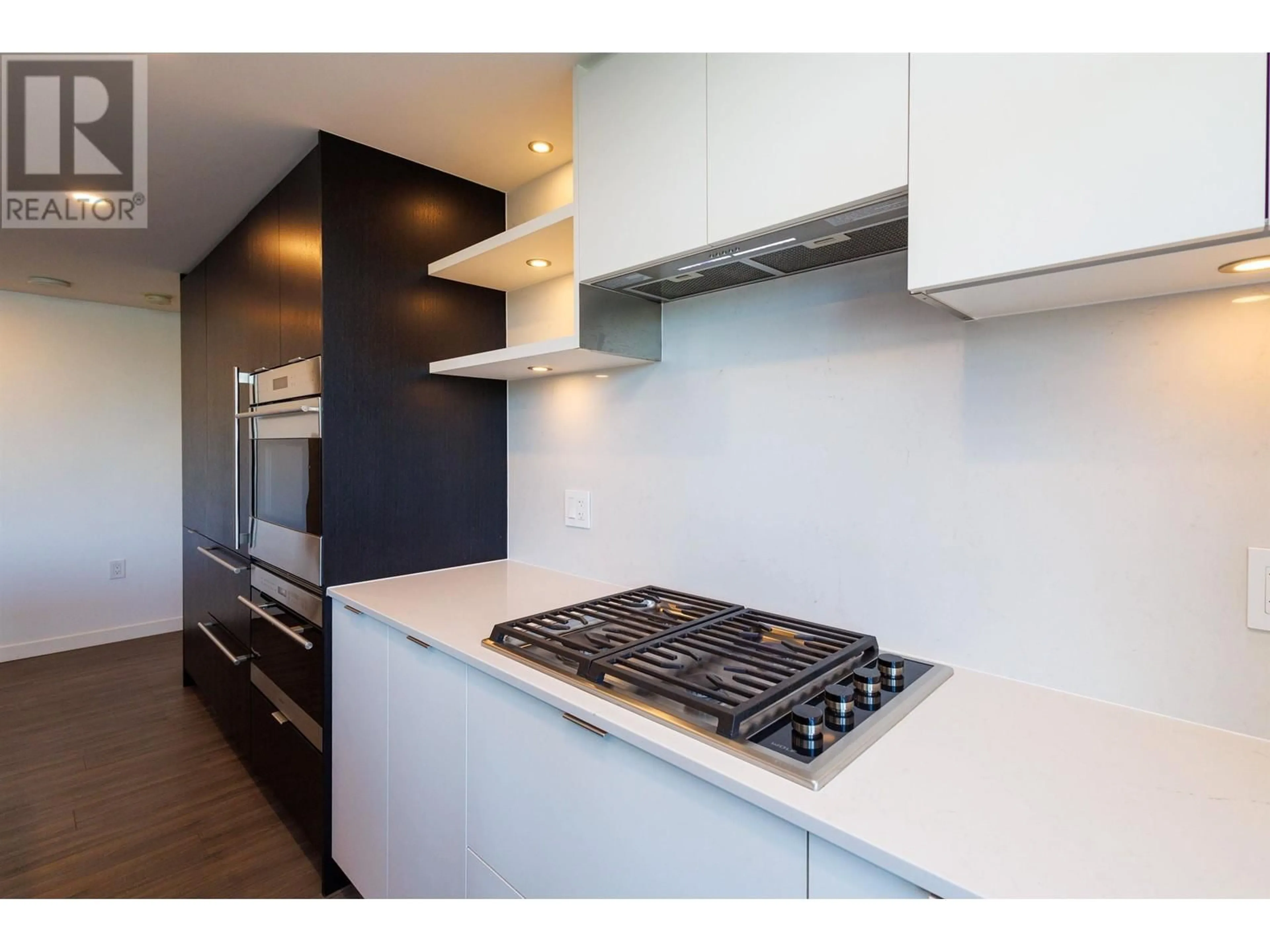 Unknown for 303 - 210 5TH AVENUE, Vancouver British Columbia V5T0K1