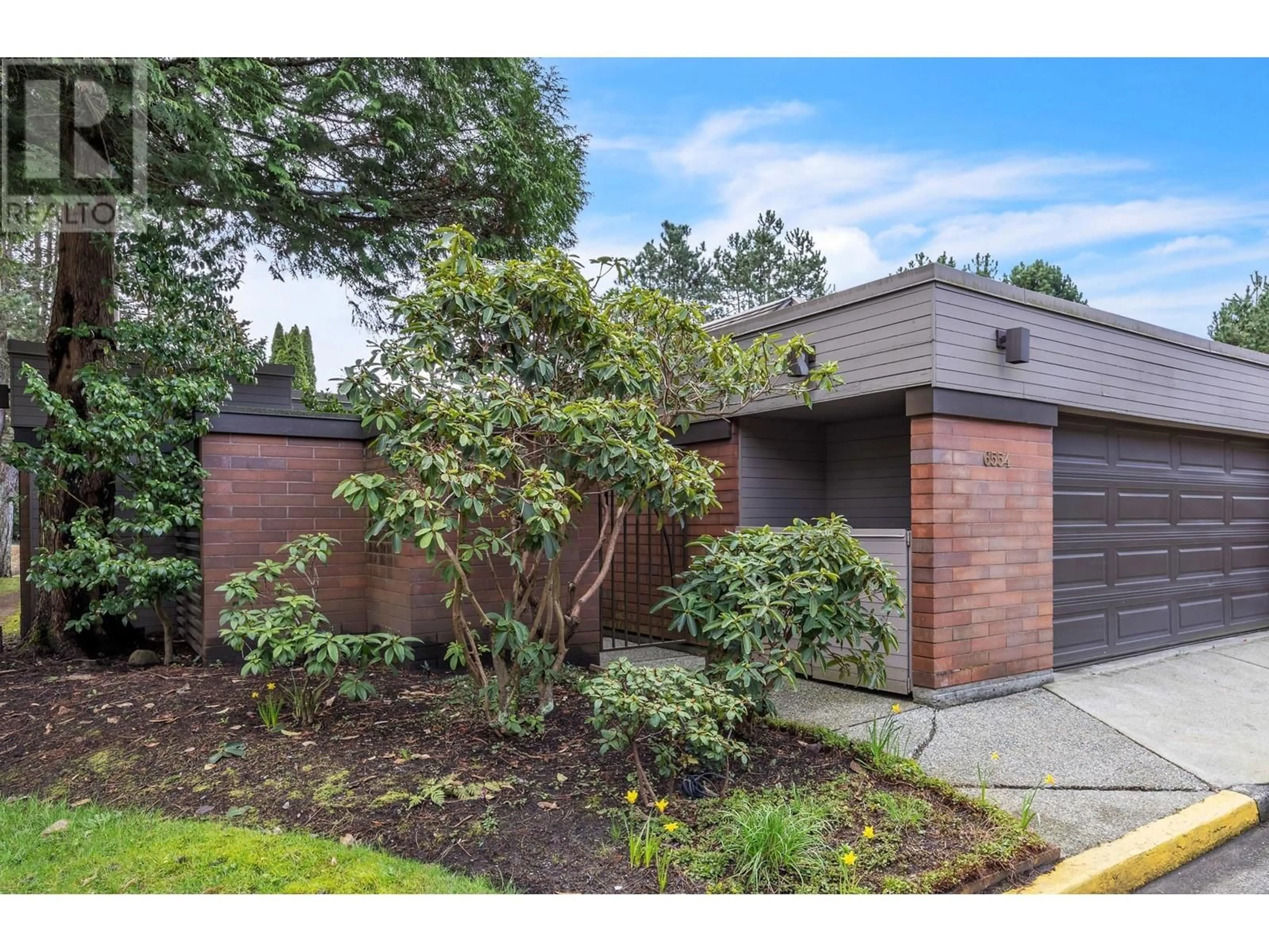 Home with brick exterior material, street for 6554 PINEHURST DRIVE, Vancouver British Columbia V5X4P1