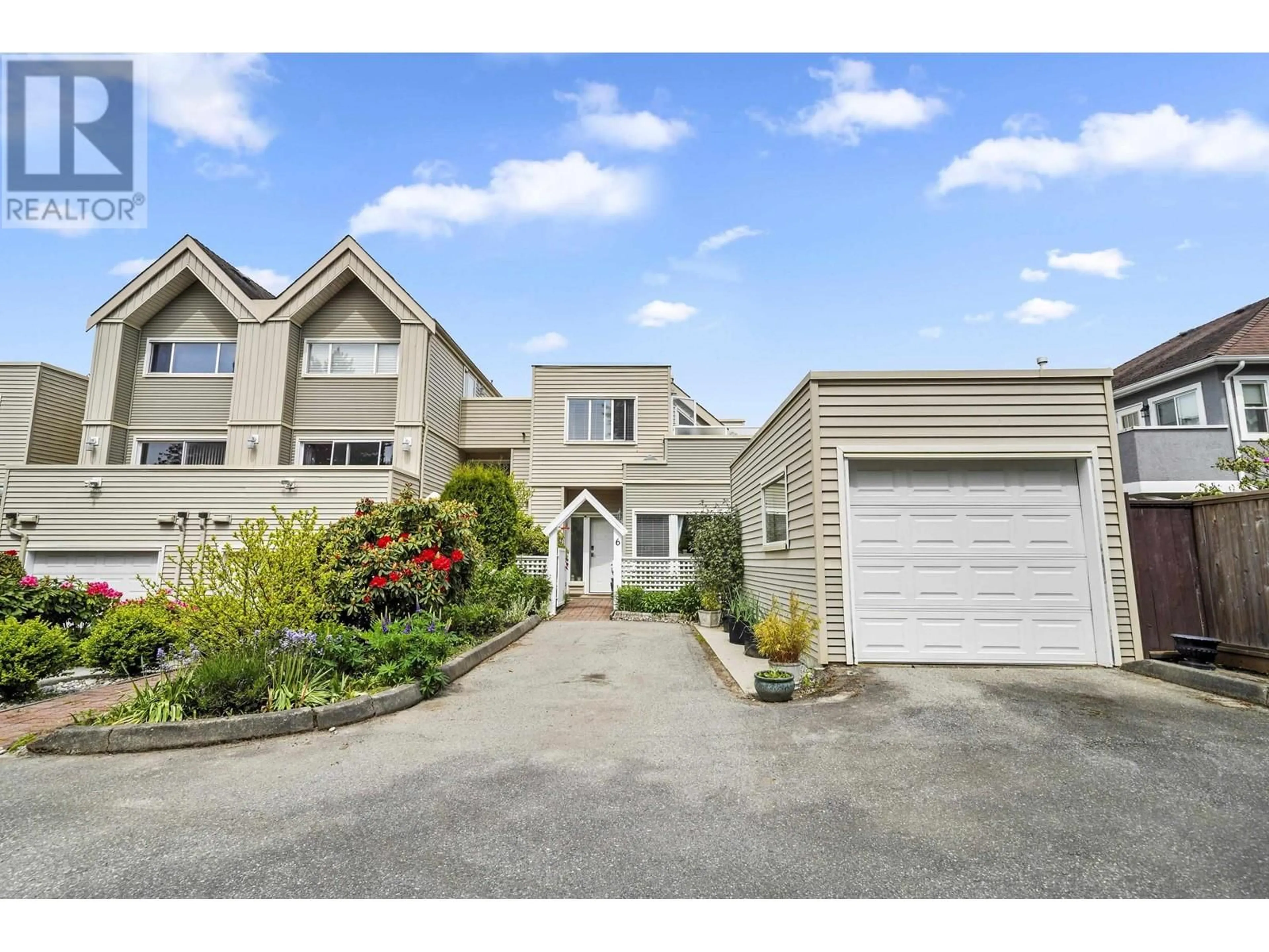 Home with vinyl exterior material, street for 6 - 5635 LADNER TRUNK ROAD, Delta British Columbia V4K1X3