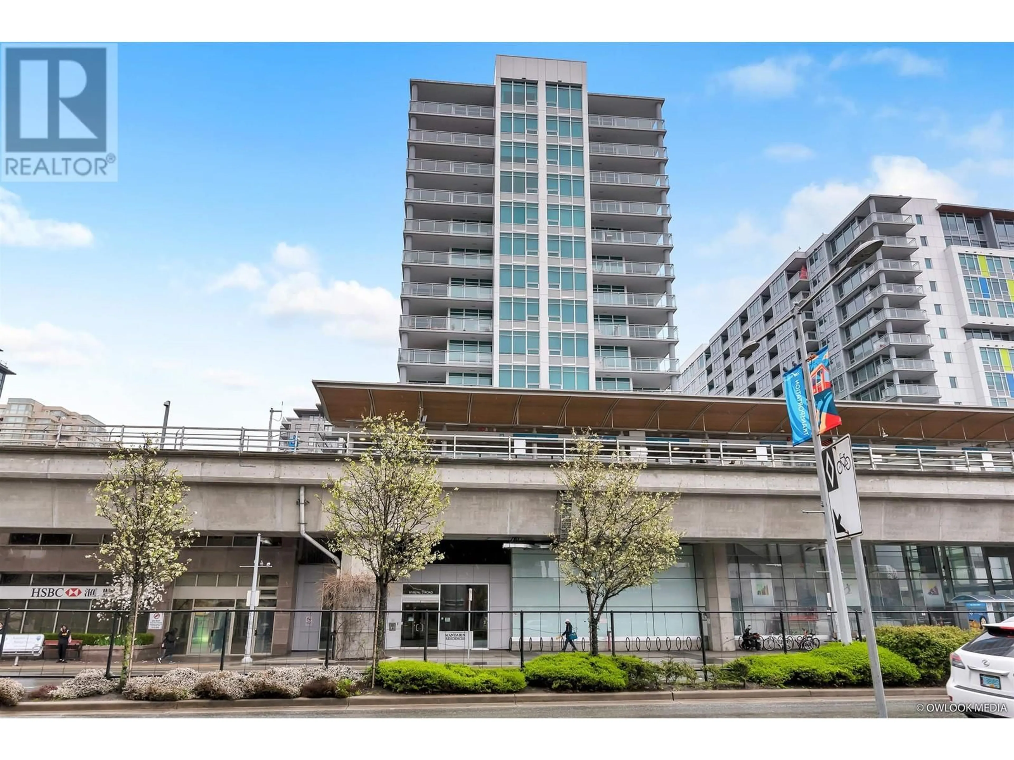 Indoor foyer for 510 - 6188 NO. 3 ROAD, Richmond British Columbia V6Y0J3