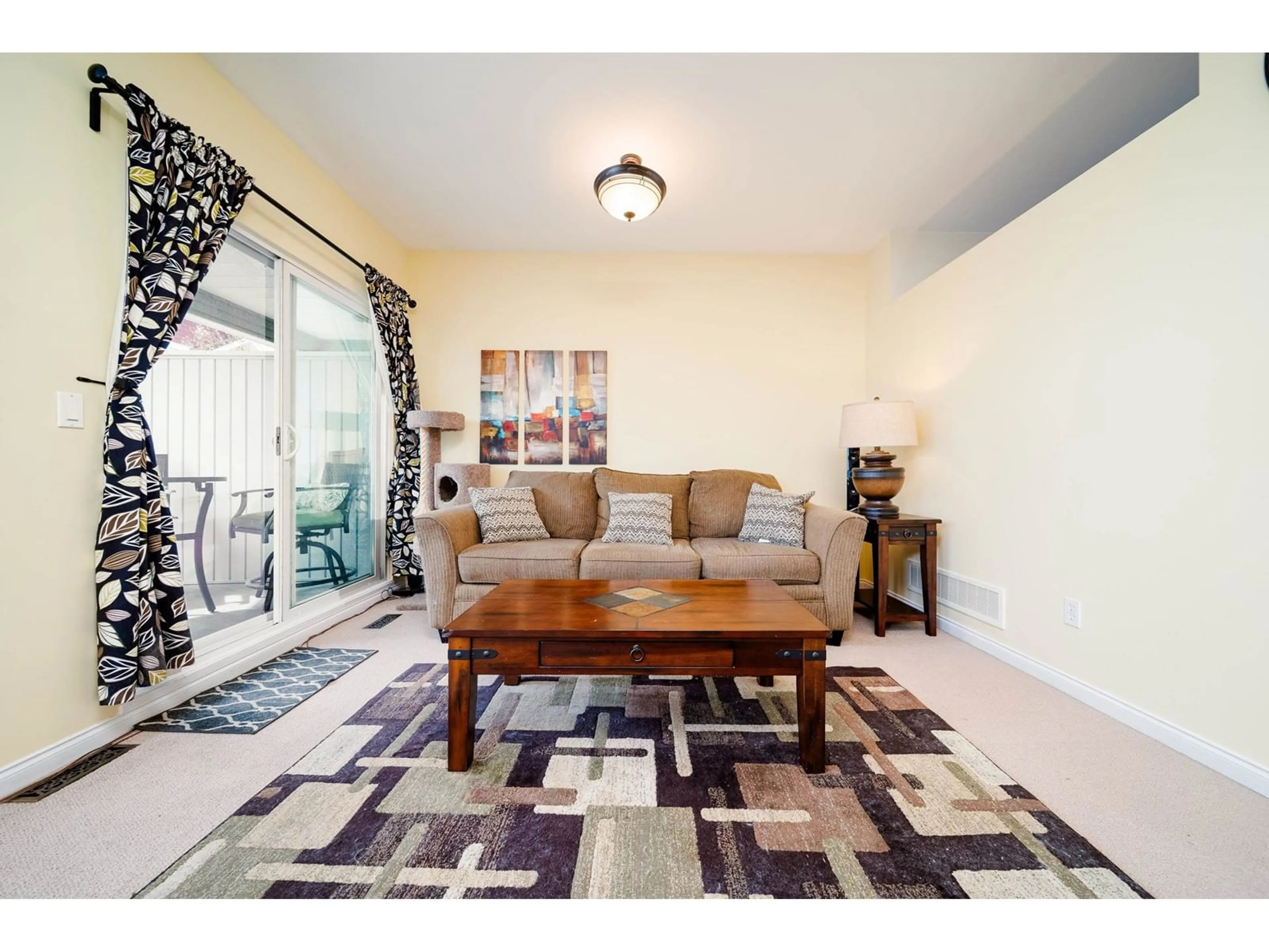 Living room with furniture, unknown for 7 - 6785 193, Surrey British Columbia V4N0Z4
