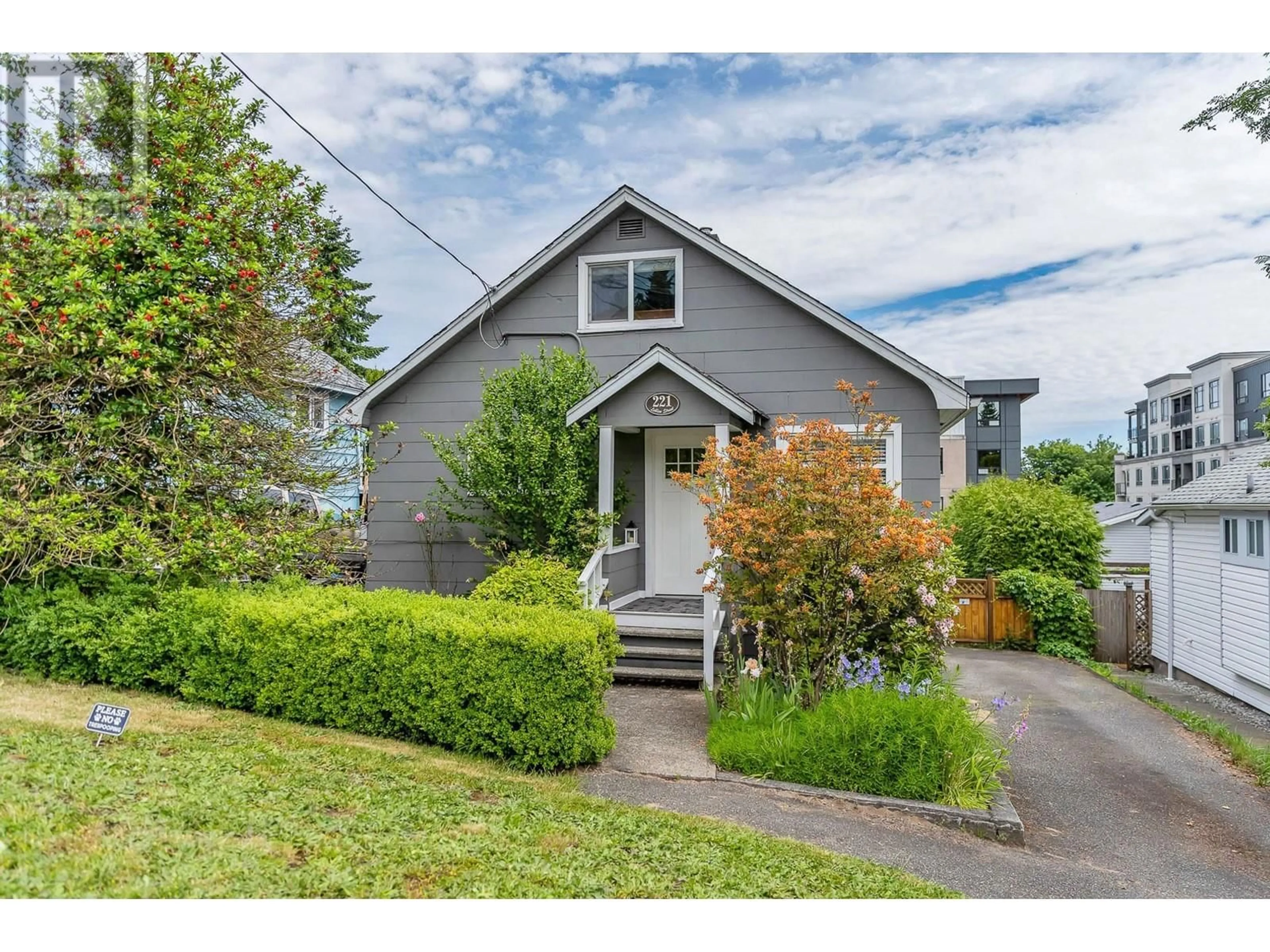 Home with vinyl exterior material, street for 221 LEBLEU STREET, Coquitlam British Columbia V3K4L7