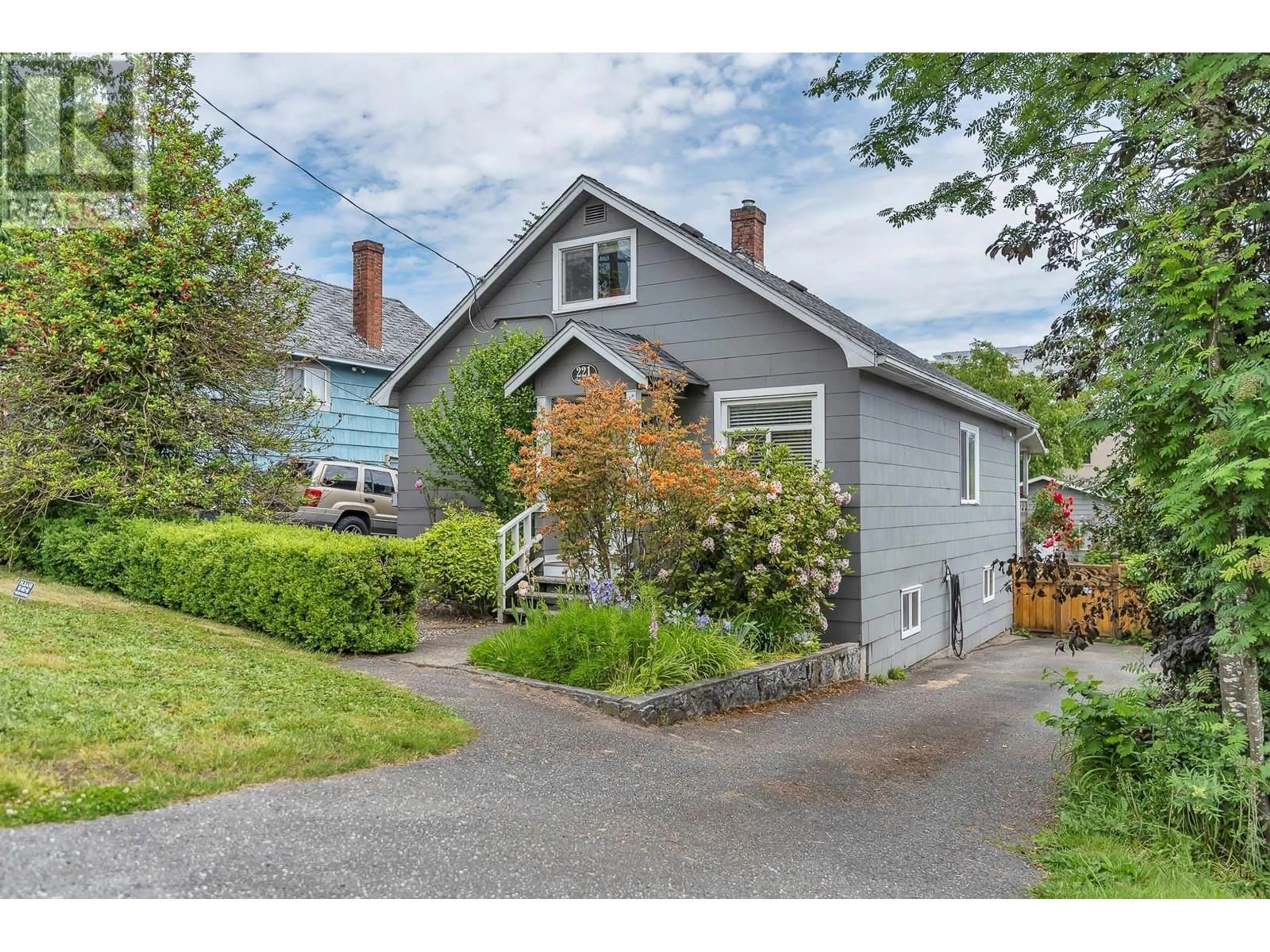 Home with vinyl exterior material, street for 221 LEBLEU STREET, Coquitlam British Columbia V3K4L7