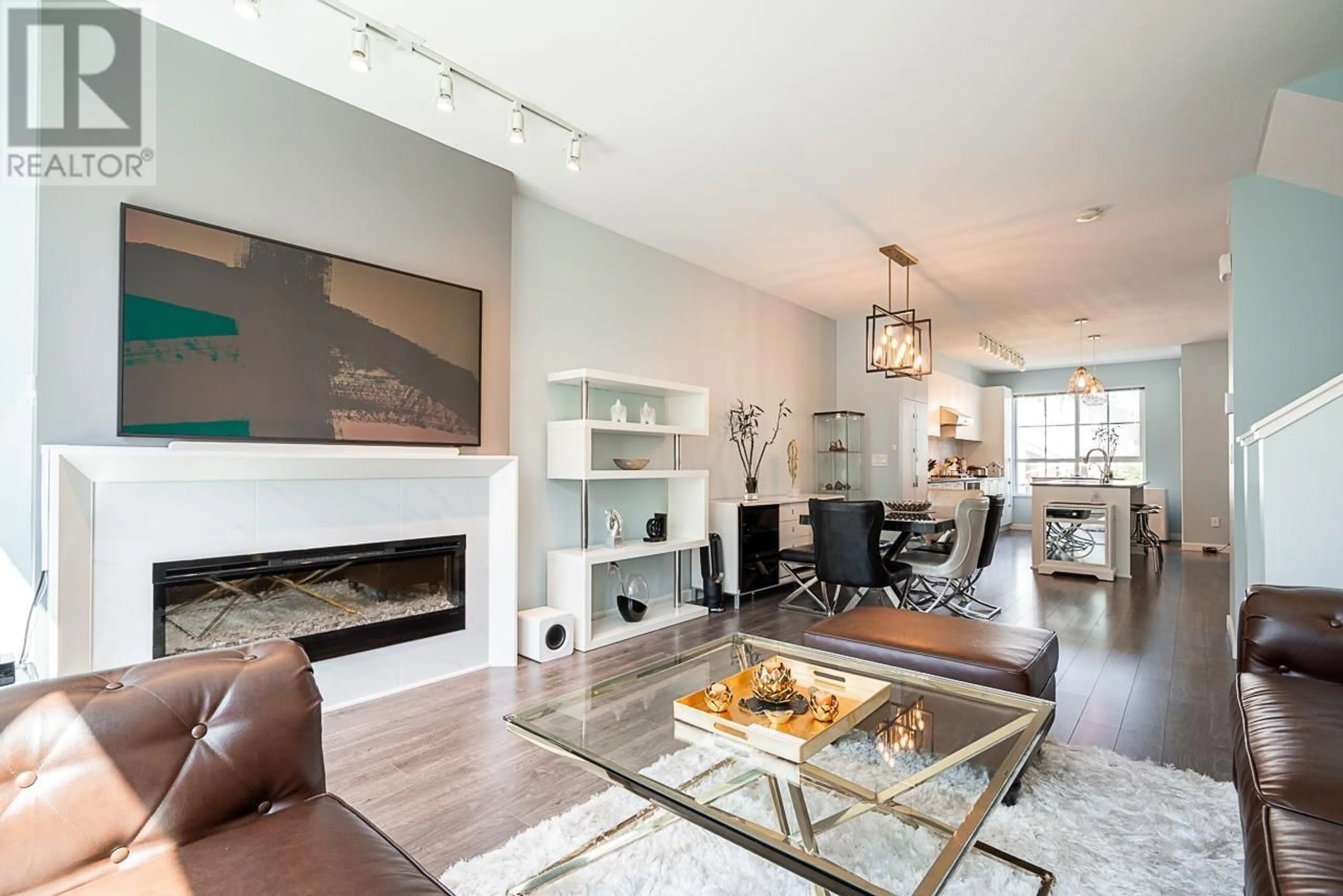 Living room with furniture, unknown for 49 - 5551 ADMIRAL WAY, Ladner British Columbia V4K0C9