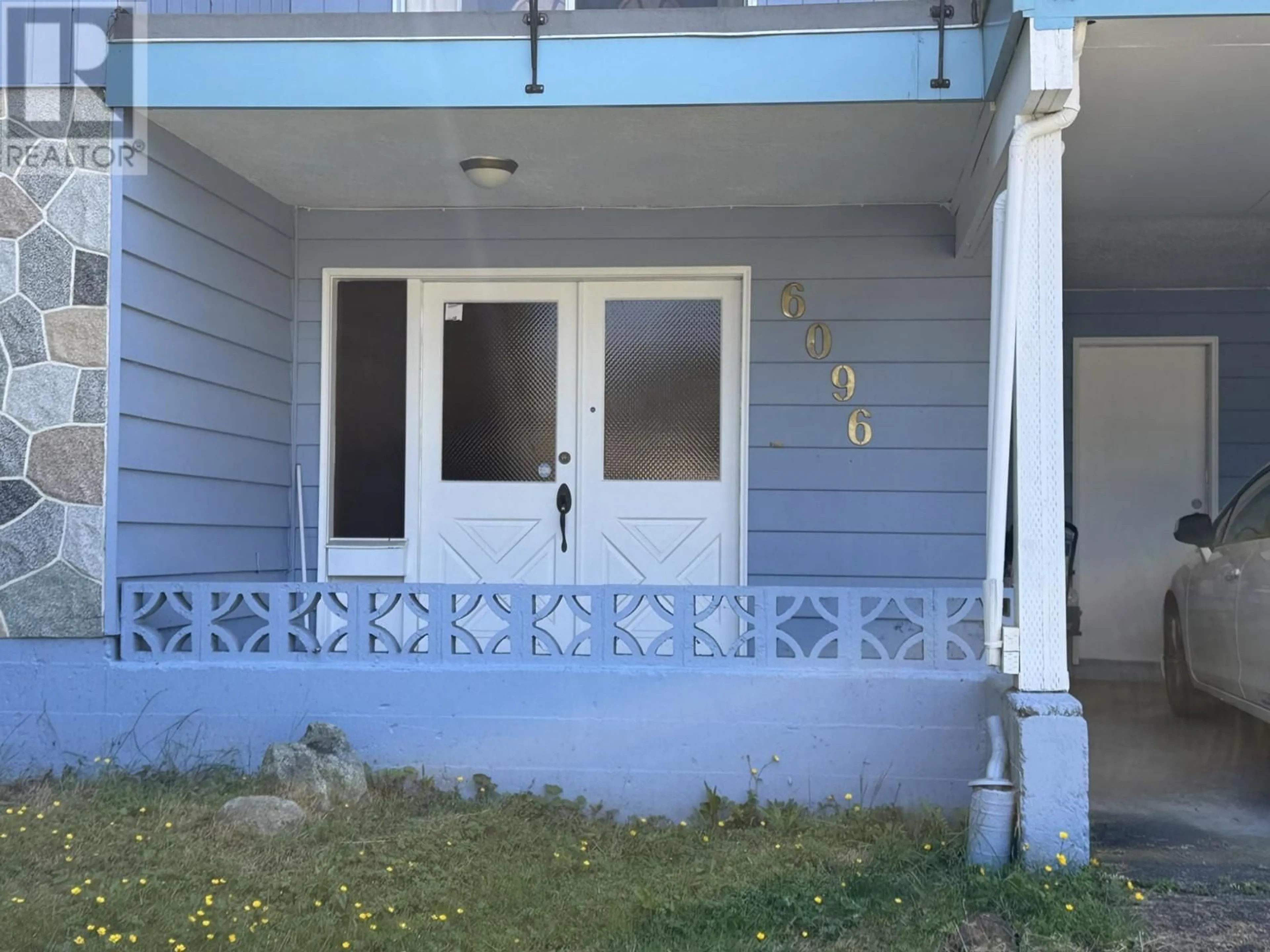 Unknown for 6096 SERVICE STREET, Burnaby British Columbia V5H1V8
