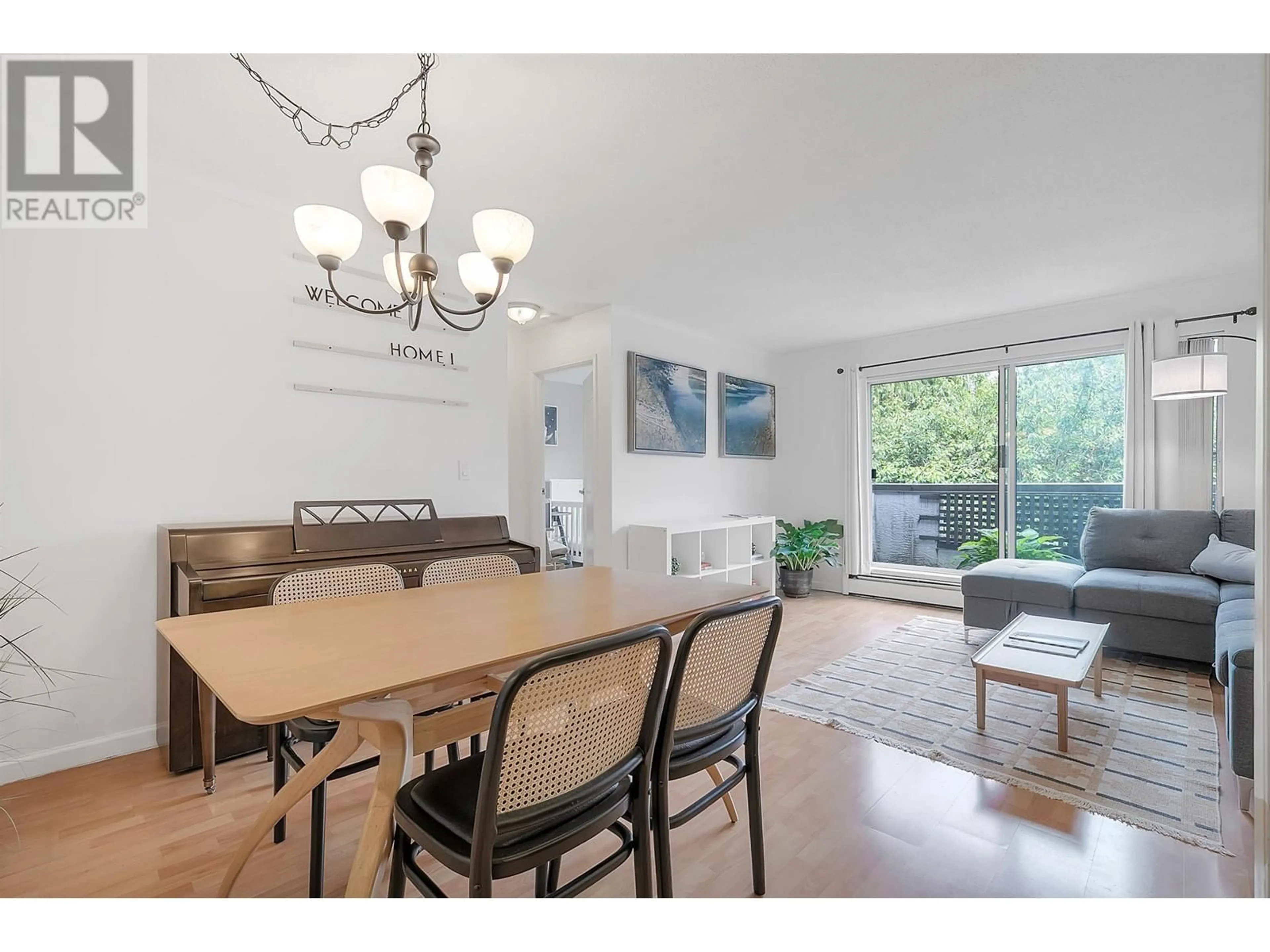 Dining room, wood/laminate floor for 301 - 809 16TH STREET, North Vancouver British Columbia V7P1R2