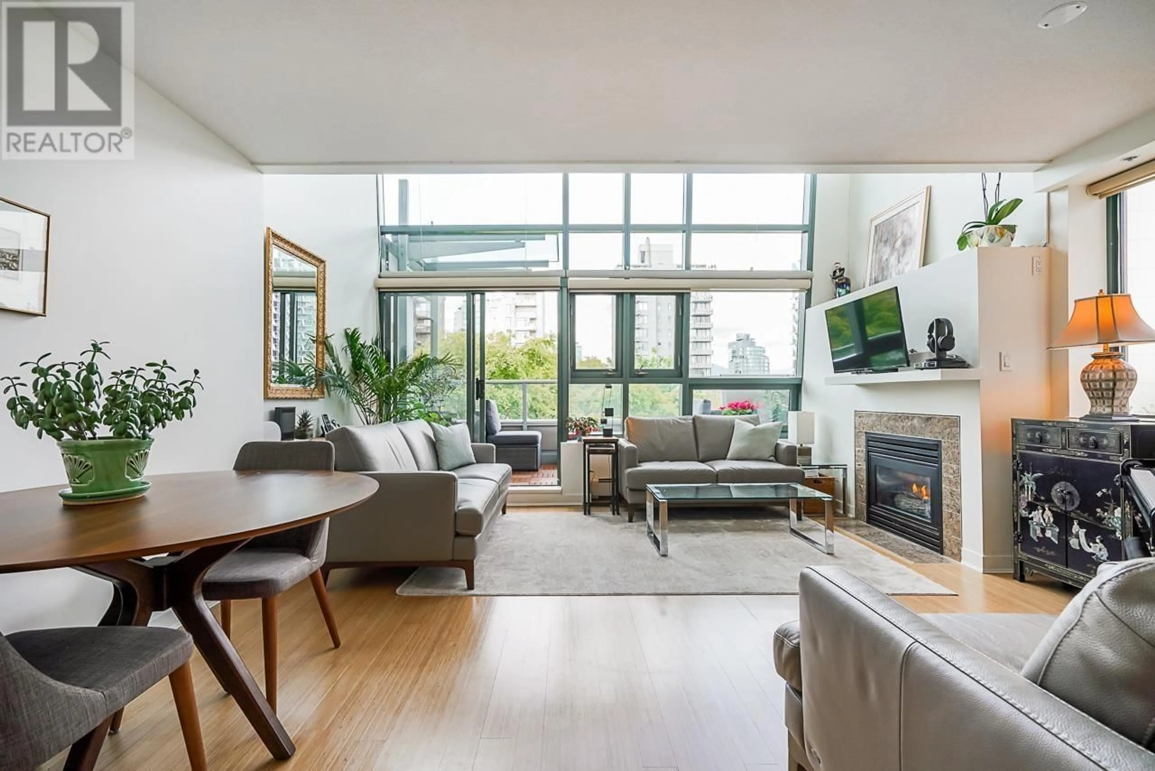 Living room with furniture, unknown for PH1 - 1688 ROBSON STREET, Vancouver British Columbia V6G1C7