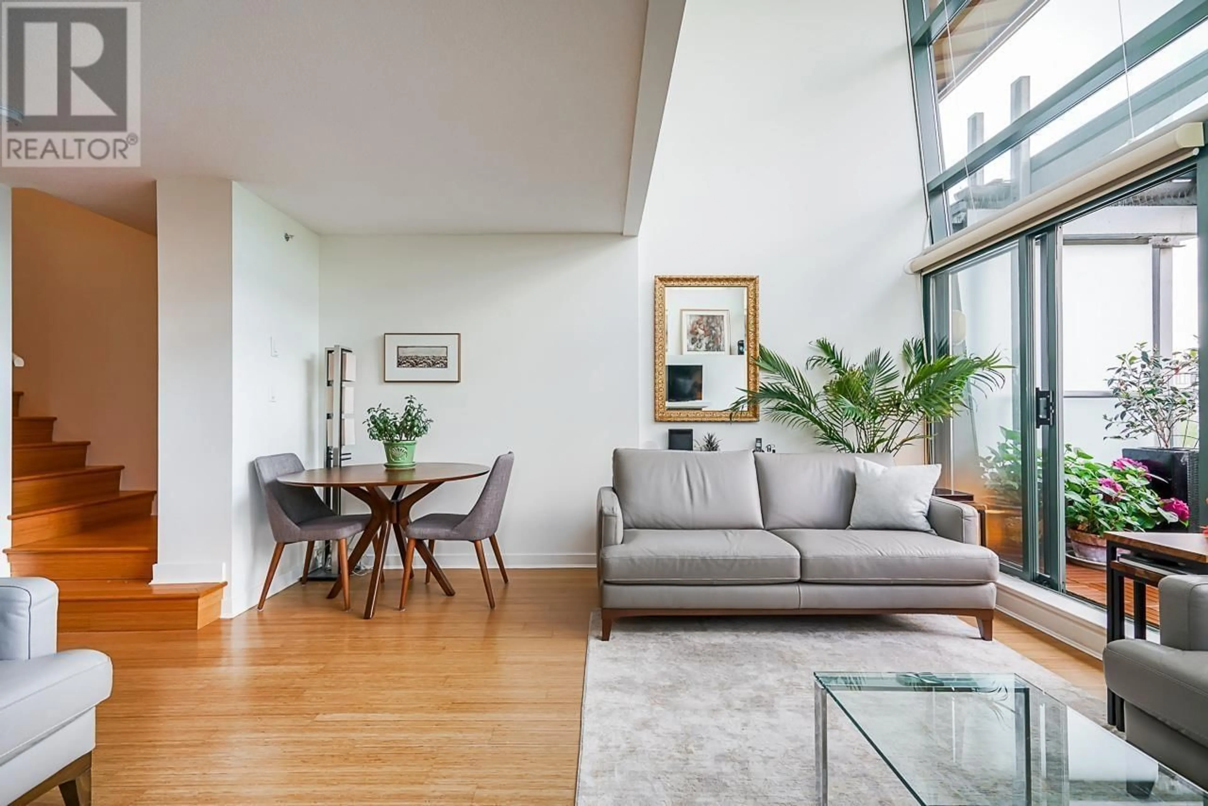 Living room with furniture, unknown for PH1 - 1688 ROBSON STREET, Vancouver British Columbia V6G1C7