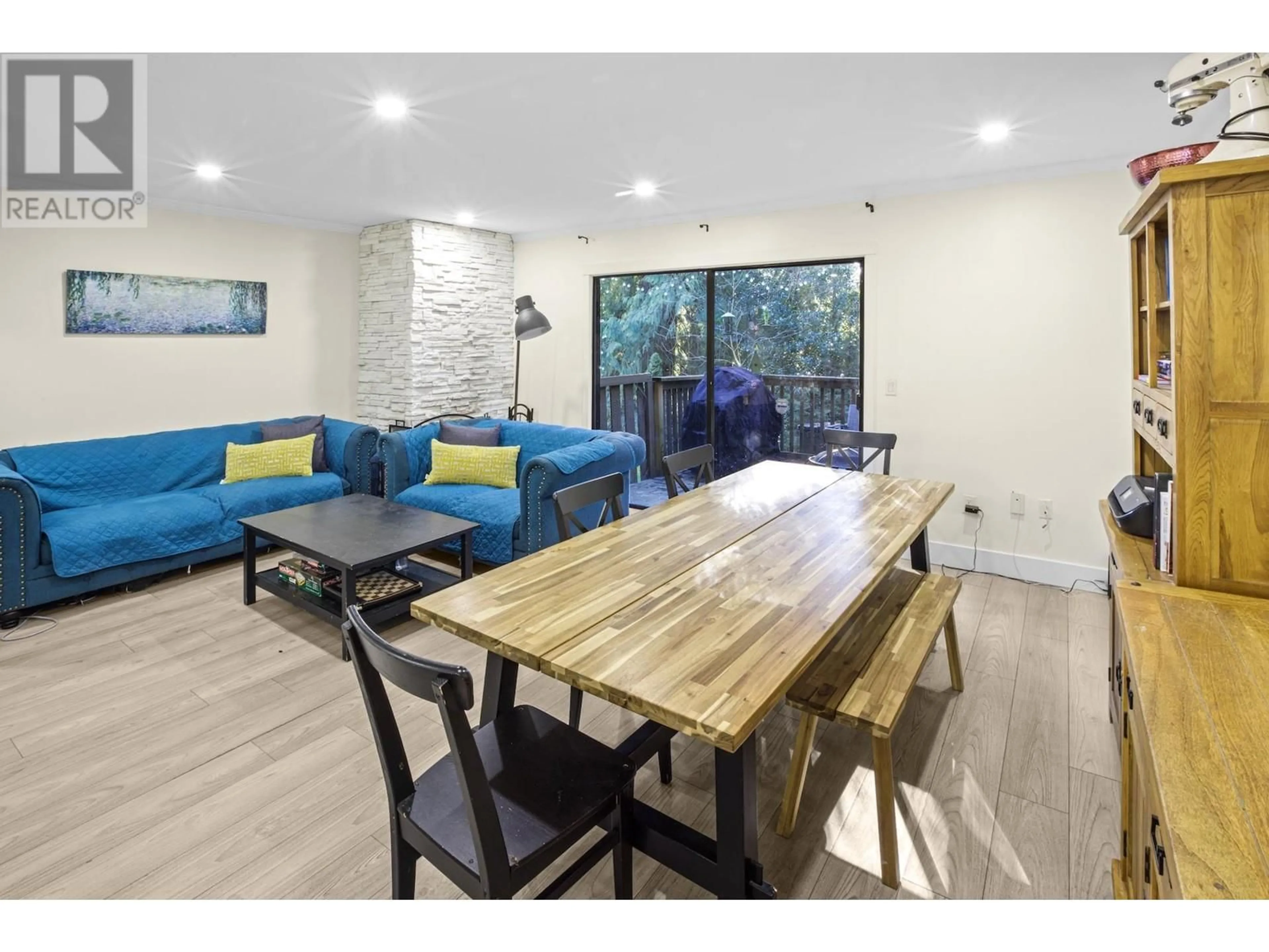 Unknown for 325B EVERGREEN DRIVE, Port Moody British Columbia V3H1S1