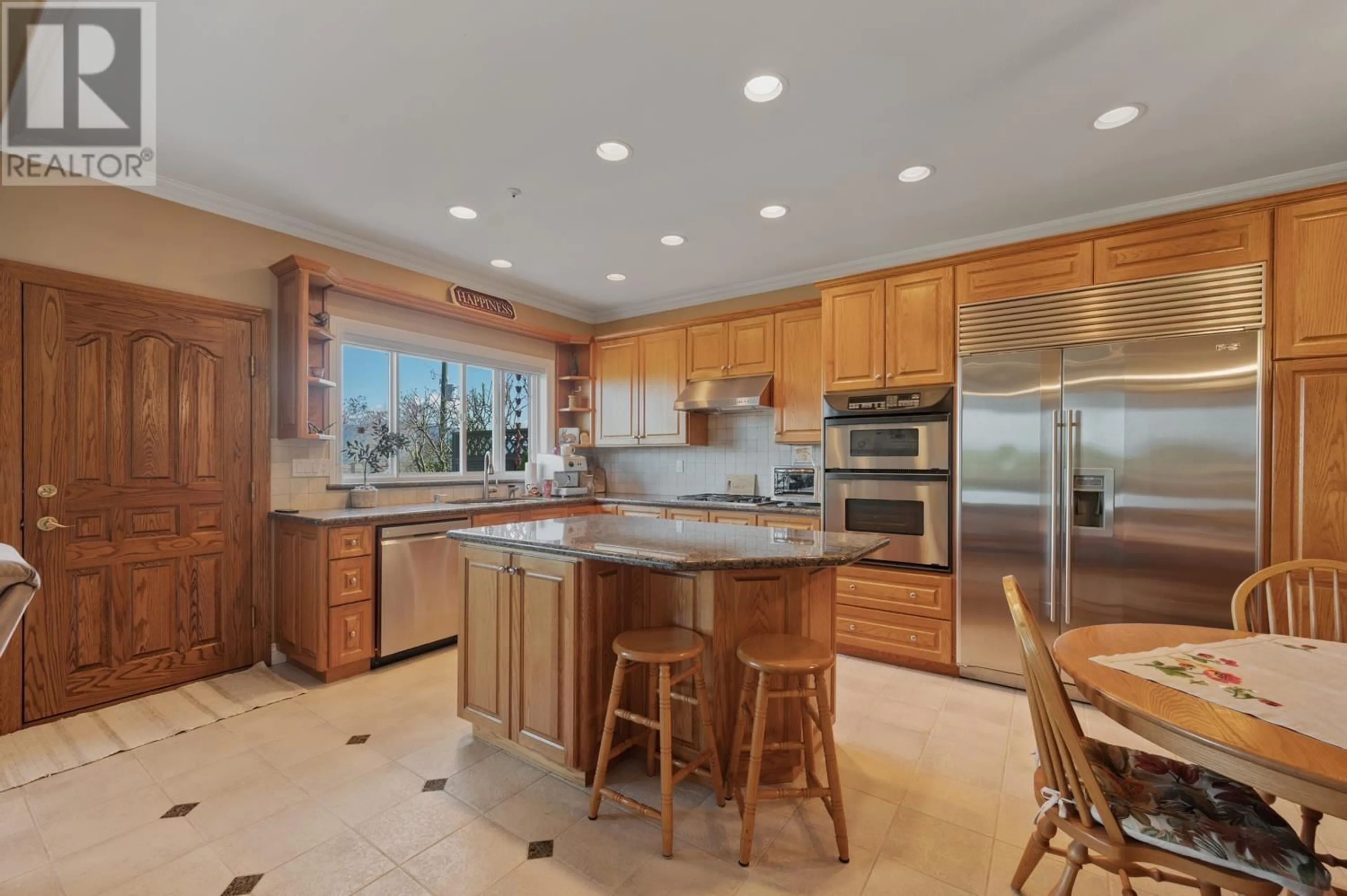 Open concept kitchen, ceramic/tile floor for 1627 34TH AVENUE, Vancouver British Columbia V5P1A2