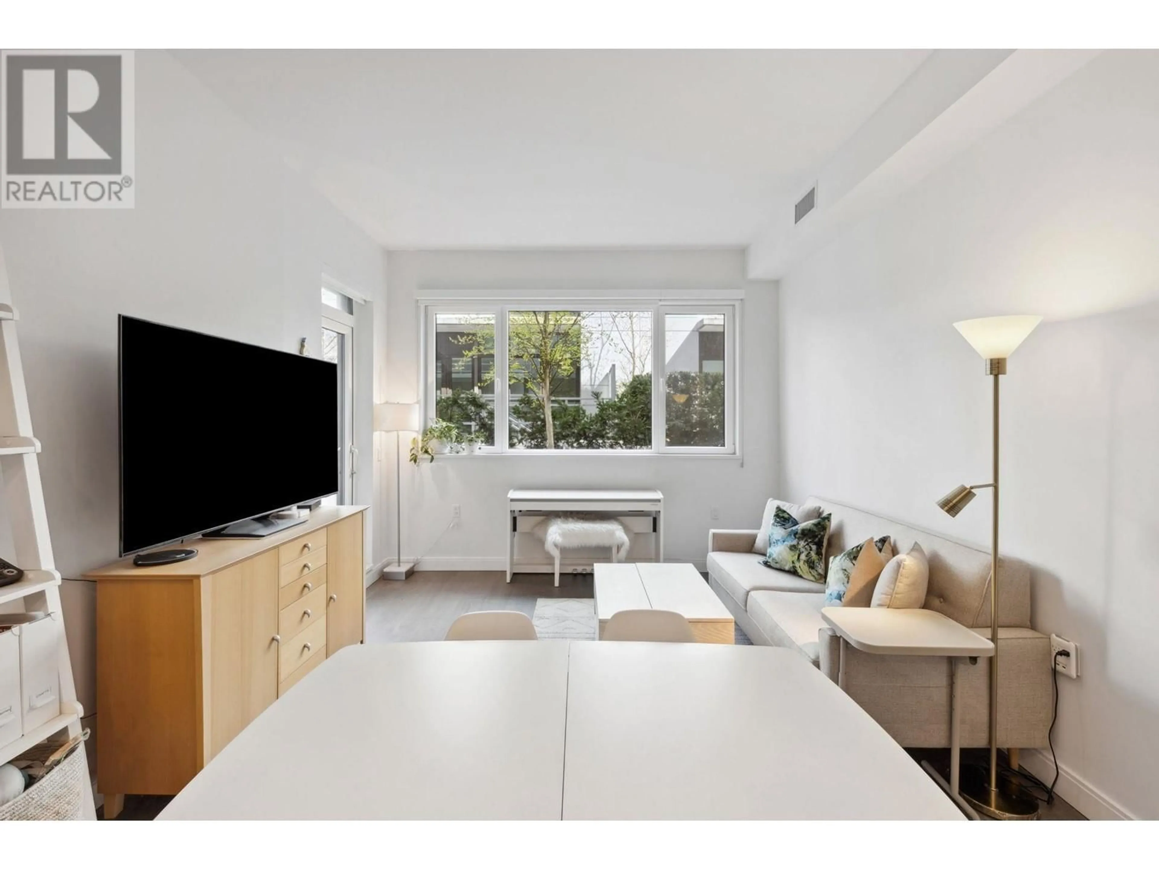 A pic of a room for 103 - 4932 CAMBIE STREET, Vancouver British Columbia V5Z0K1