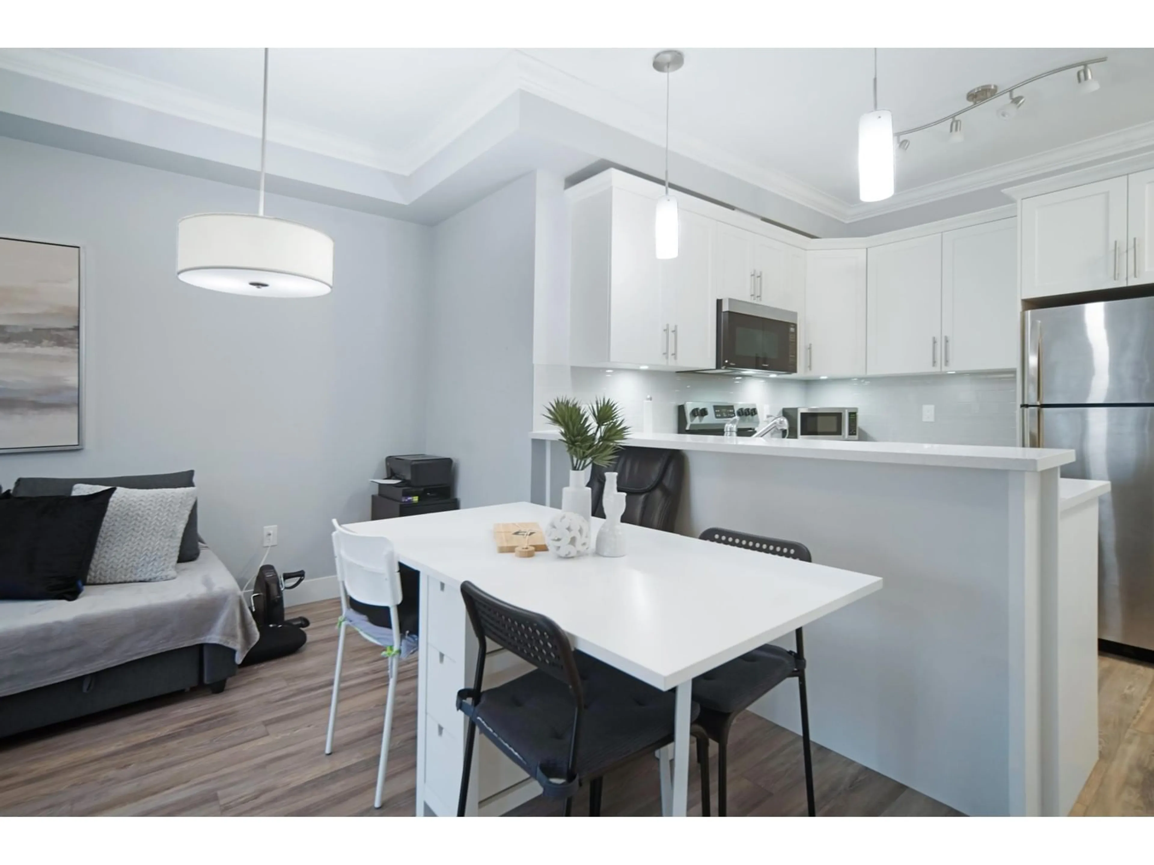 Open concept kitchen, unknown for 403 - 8183 121A, Surrey British Columbia V3W1S7