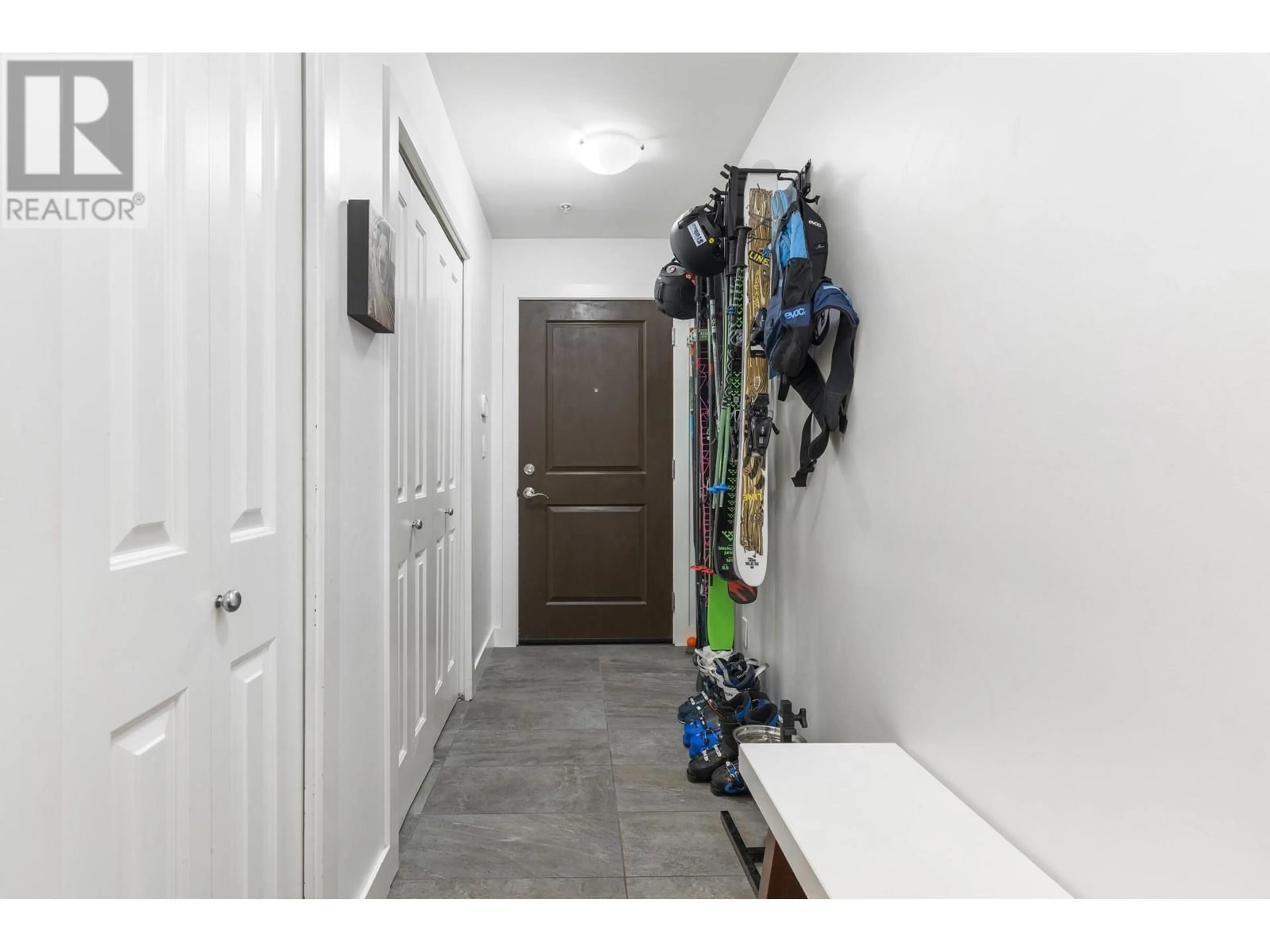 Indoor entryway for 408 - 2228 WELCHER AVENUE, Port Coquitlam British Columbia V3C1X3