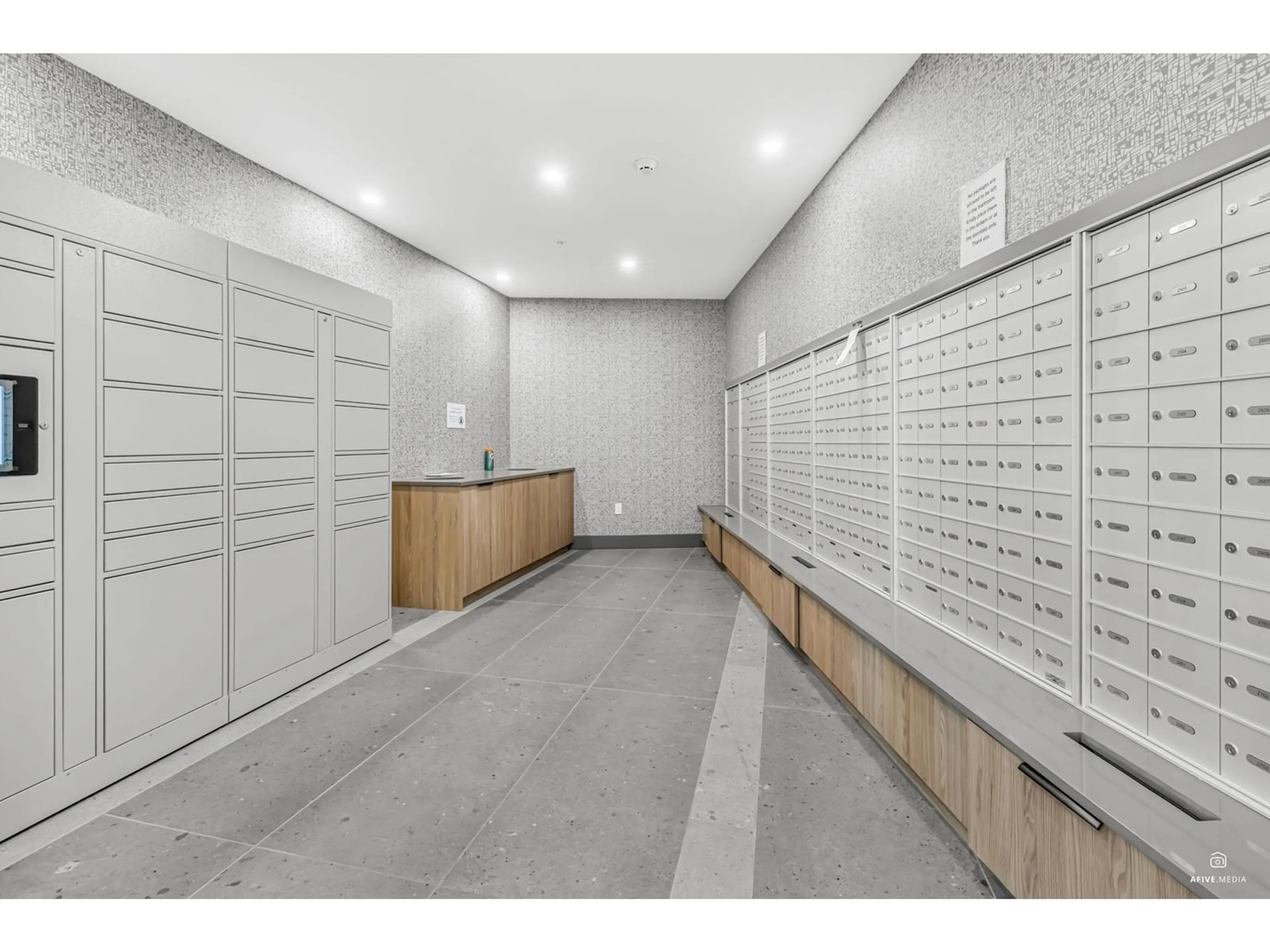 Unknown for 1908 - 10428 WHALLEY, Surrey British Columbia V3T1W6