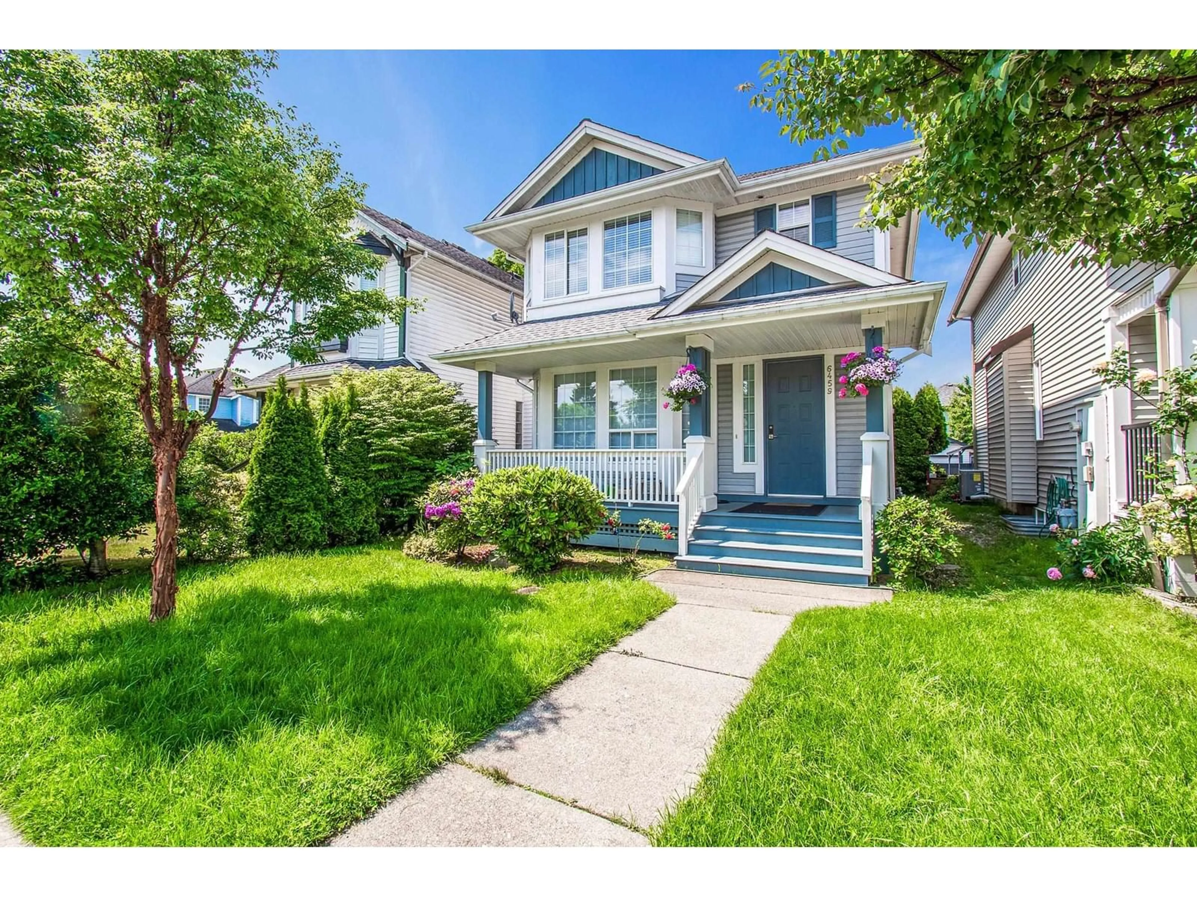 Home with vinyl exterior material, street for 6459 186, Langley British Columbia V3S8S6