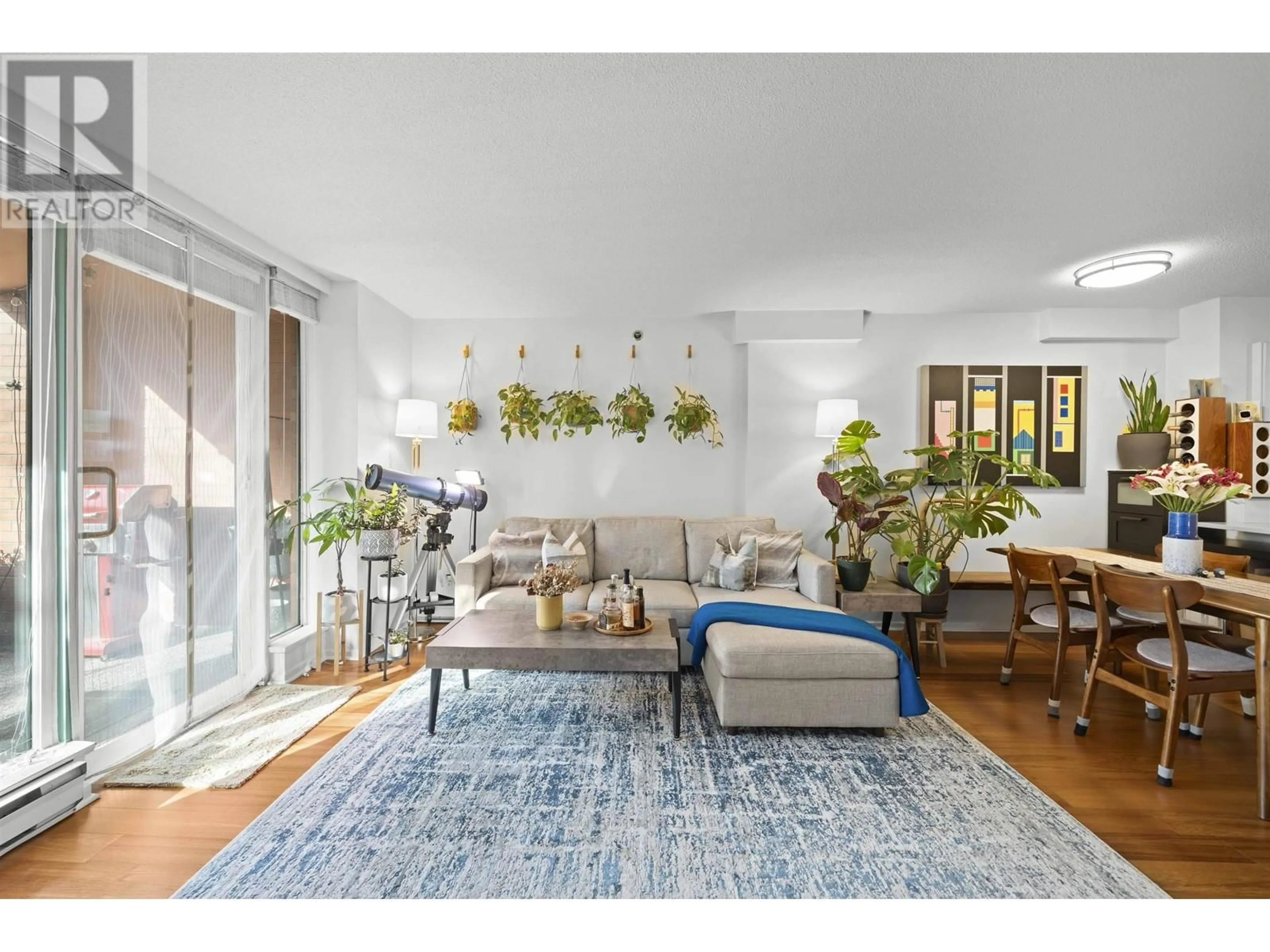 Living room with furniture, unknown for 106 - 503 16TH AVENUE, Vancouver British Columbia V5Z4N3