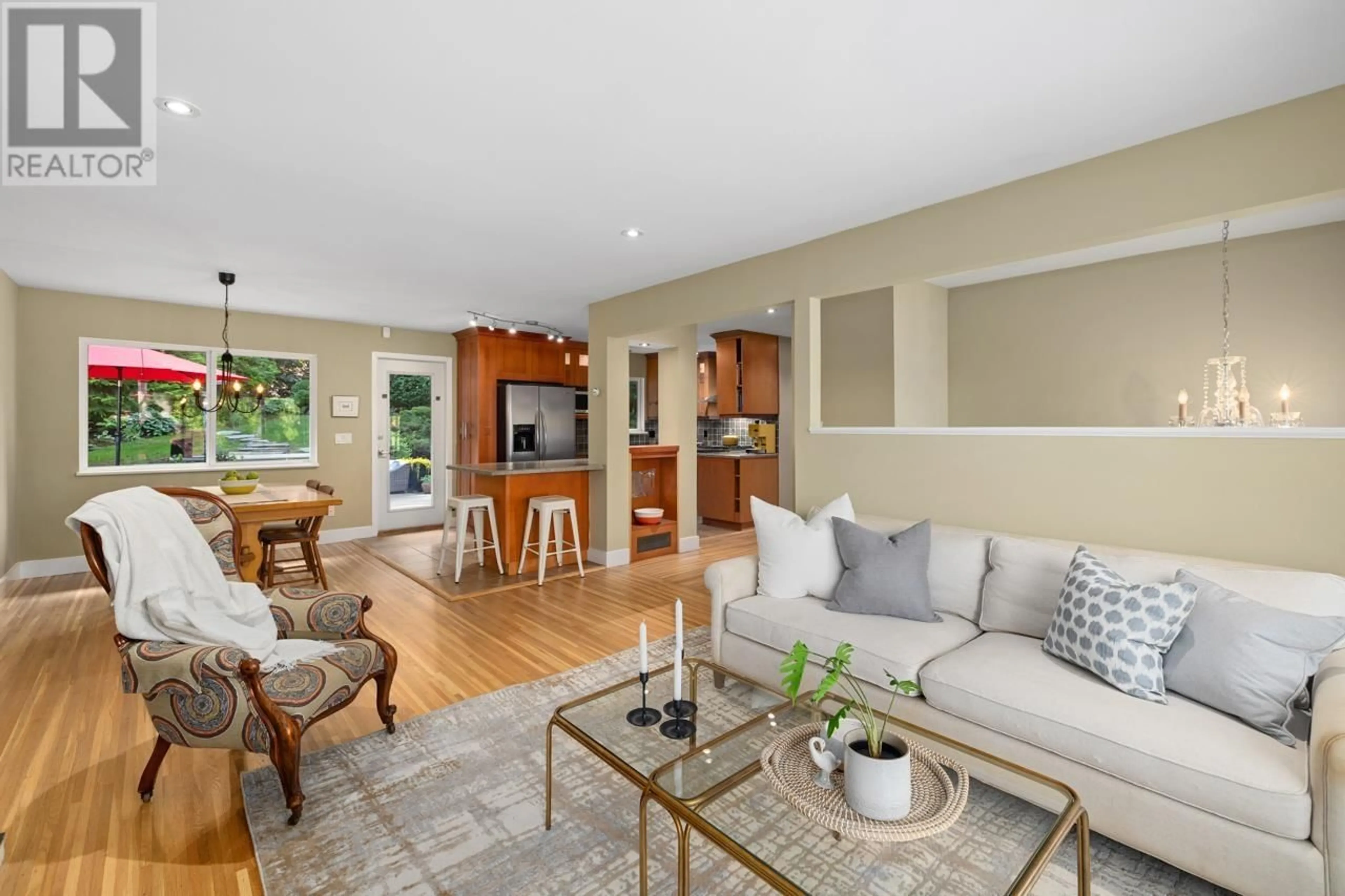 Living room with furniture, wood/laminate floor for 3219 ROYAL AVENUE, North Vancouver British Columbia V7K1Y7