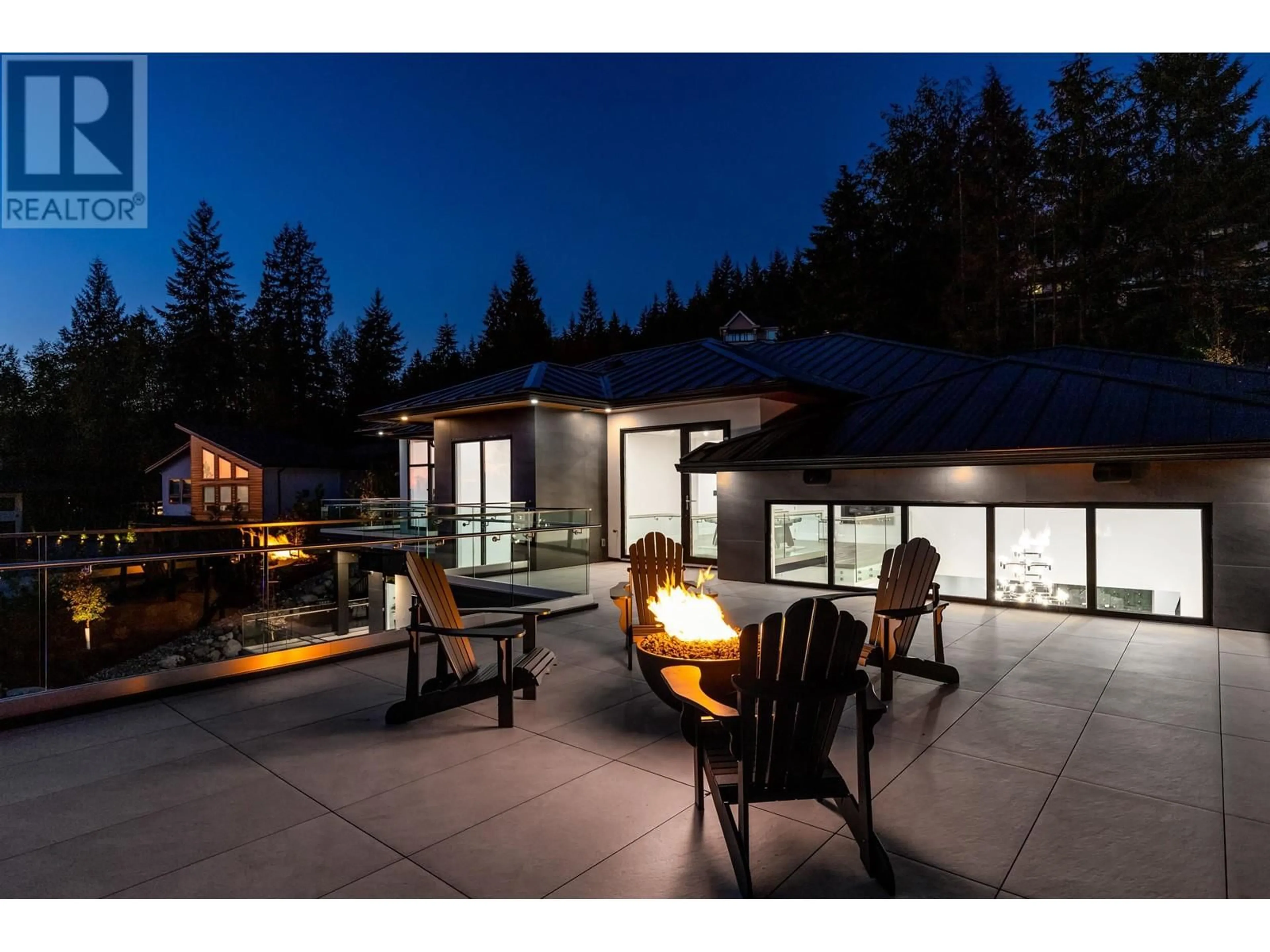 Patio, mountain view for 184 KINSEY DRIVE, Port Moody British Columbia V3H0G7