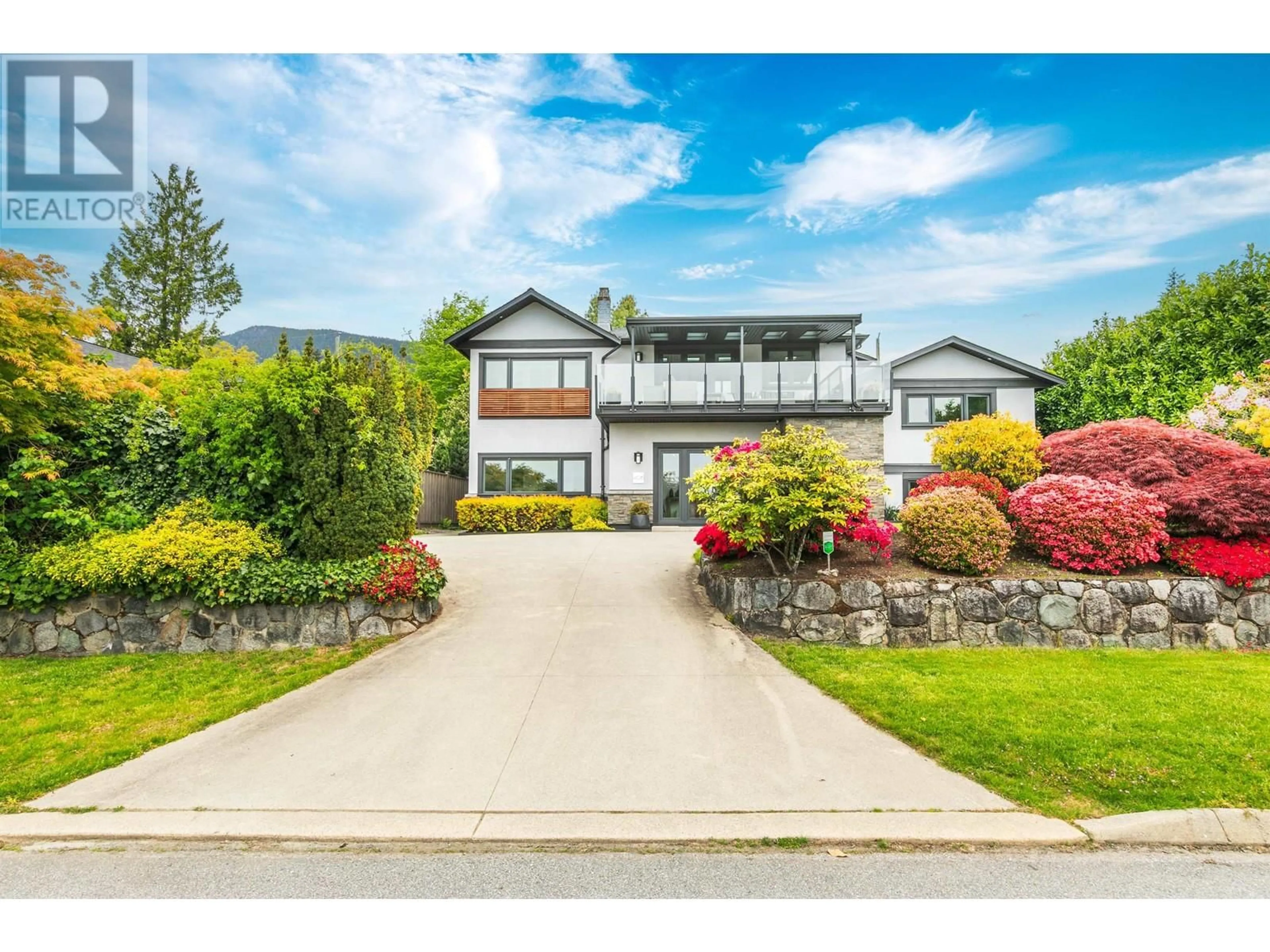 Unknown for 4106 CANTERBURY CRESCENT, North Vancouver British Columbia V7R3N5