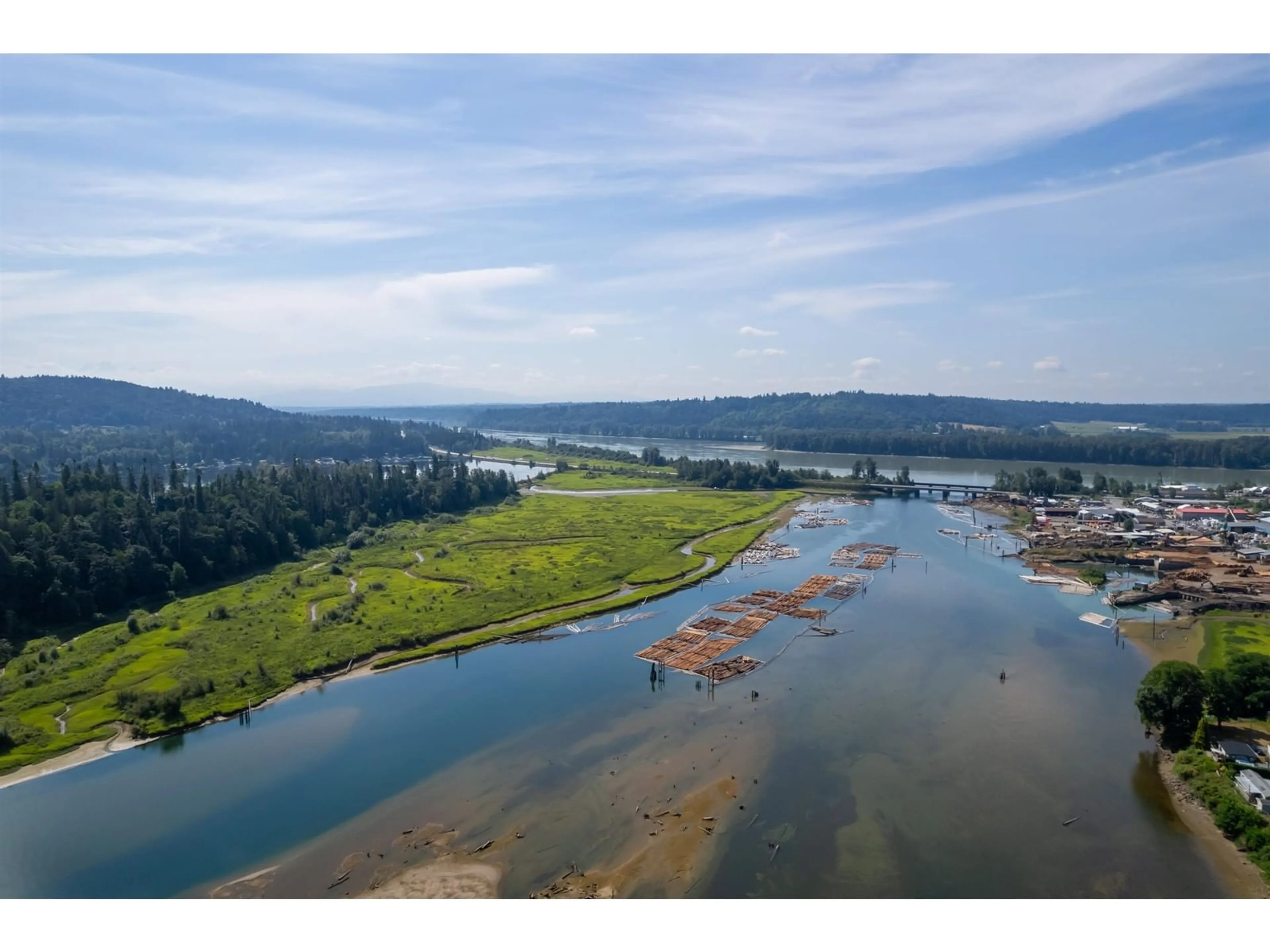 A pic from outside/outdoor area/front of a property/back of a property/a pic from drone, water/lake/river/ocean view for 100 - 9950 WILSON, Mission British Columbia V2V6H5