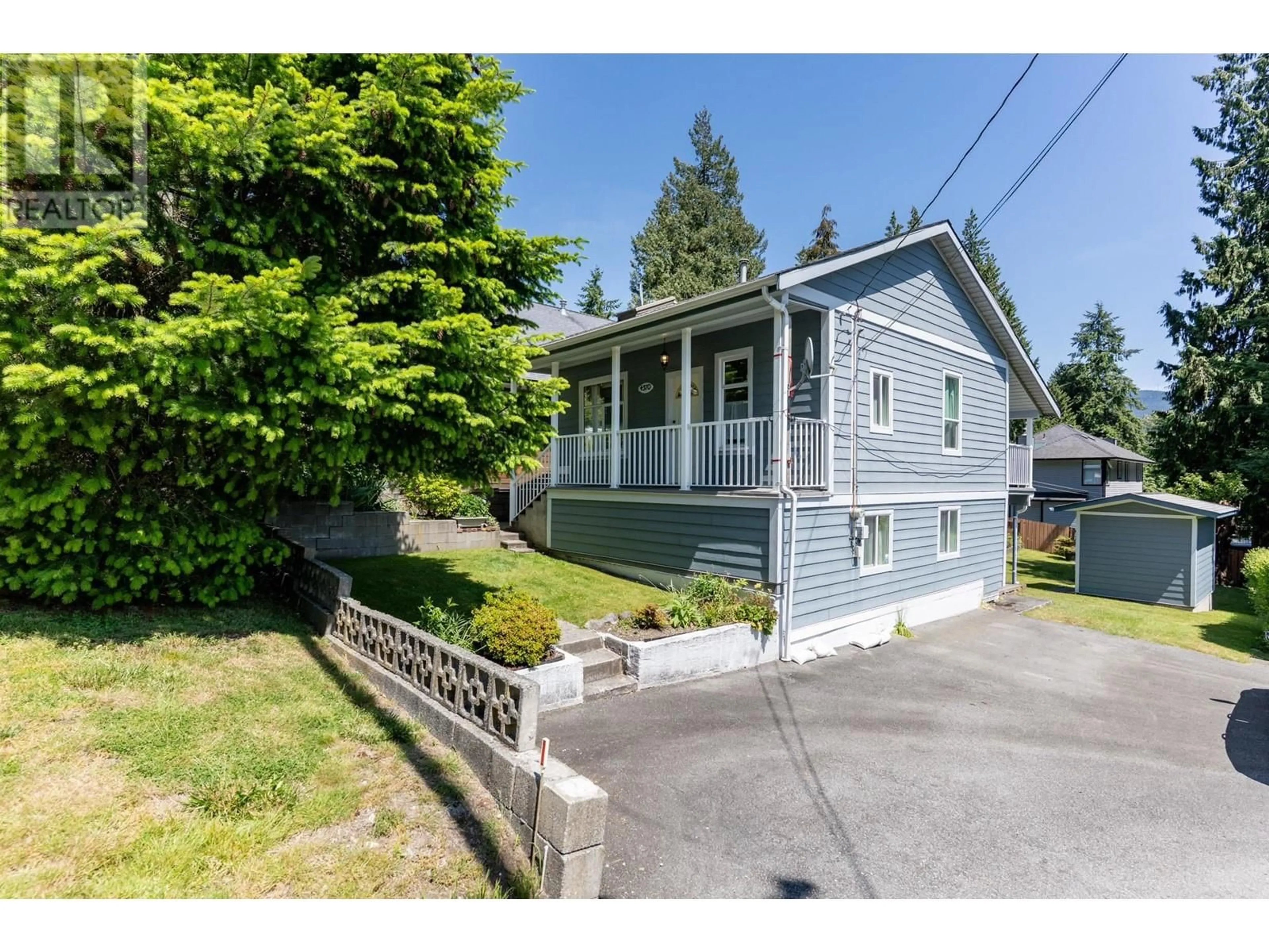 A pic from outside/outdoor area/front of a property/back of a property/a pic from drone, street for 4370 MOUNTAIN HIGHWAY, North Vancouver British Columbia V7K2K2