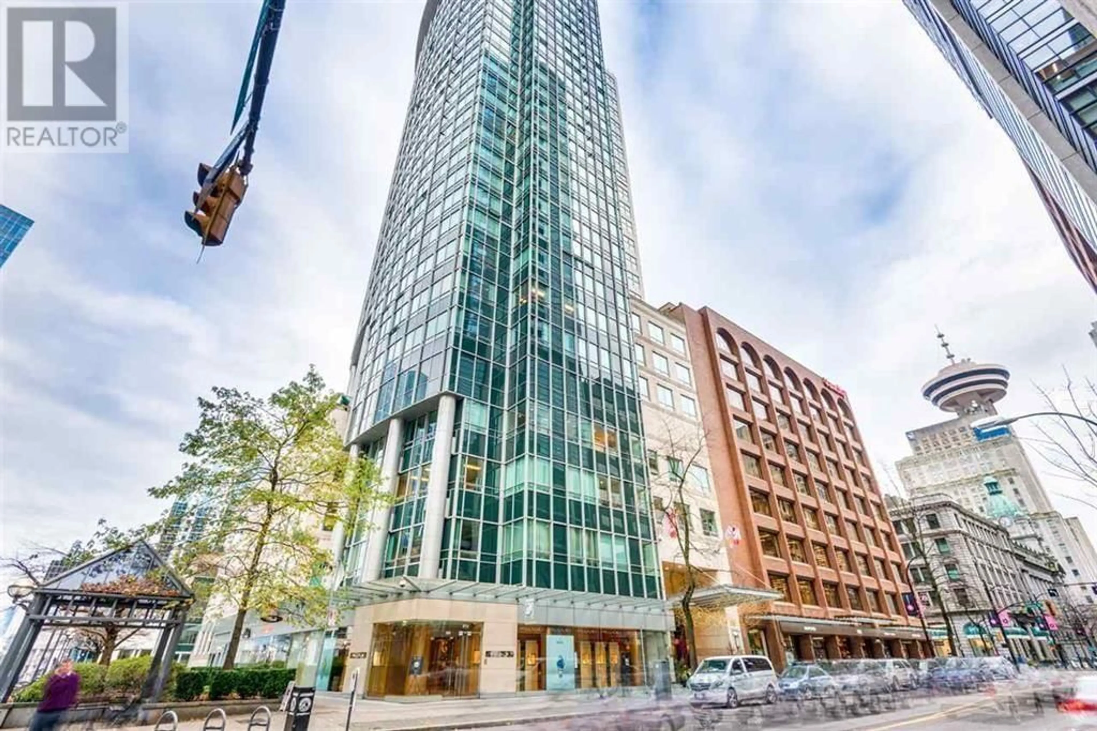 Indoor foyer for 2004 - 837 HASTINGS STREET, Vancouver British Columbia V6C3N7