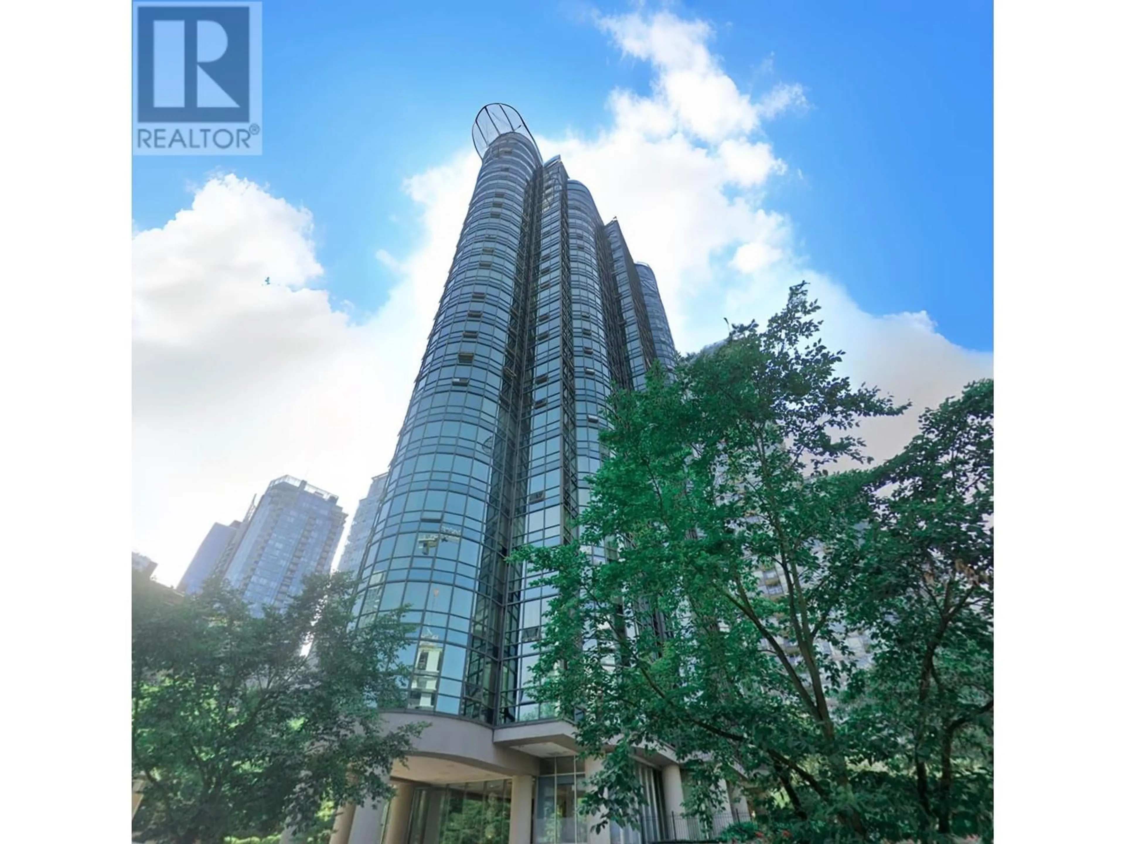 Indoor foyer for 2302 - 555 JERVIS STREET, Vancouver British Columbia V6E4N1