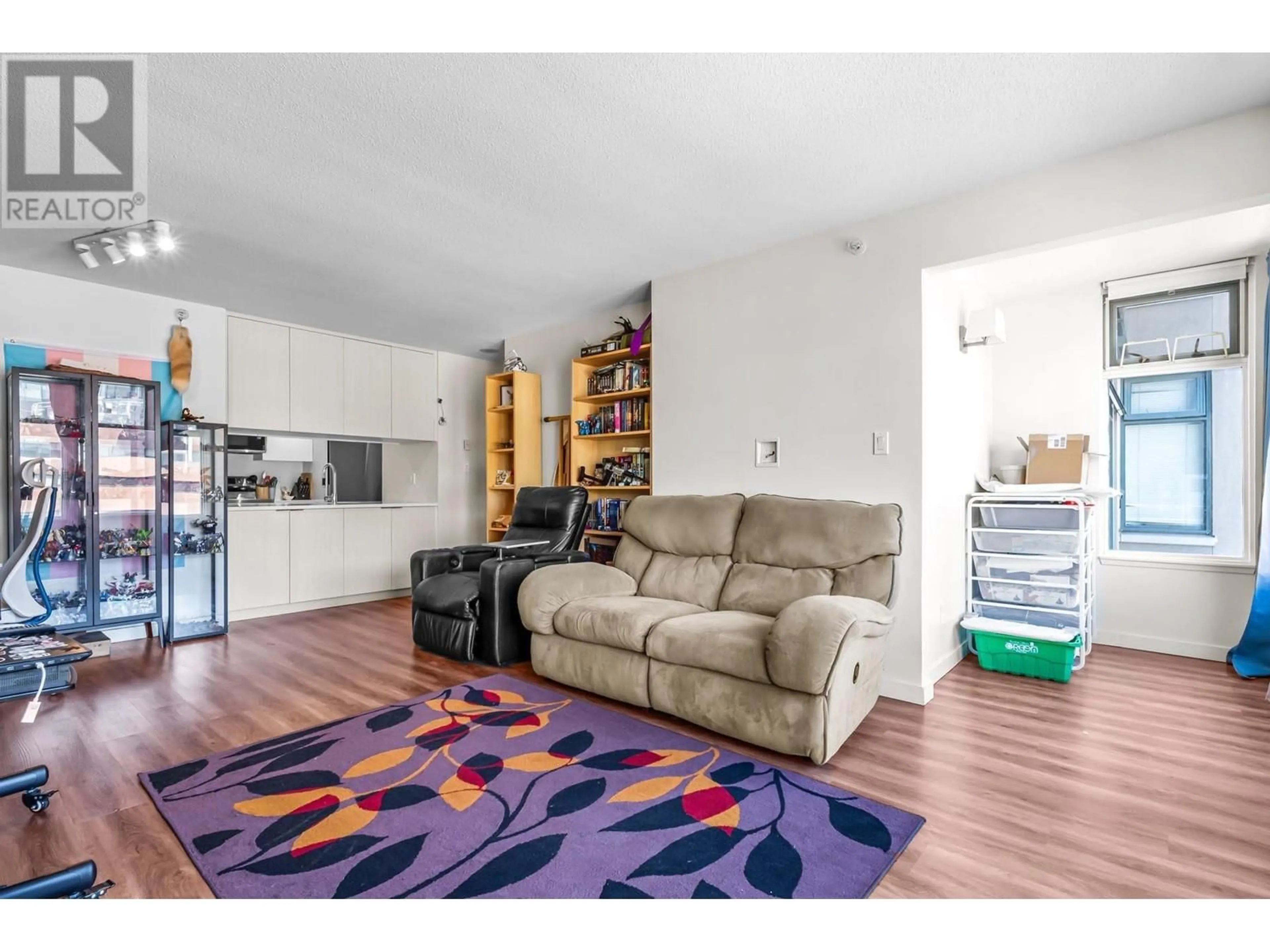 Living room with furniture, unknown for 503 - 720 CARNARVON STREET, New Westminster British Columbia V3M6S2