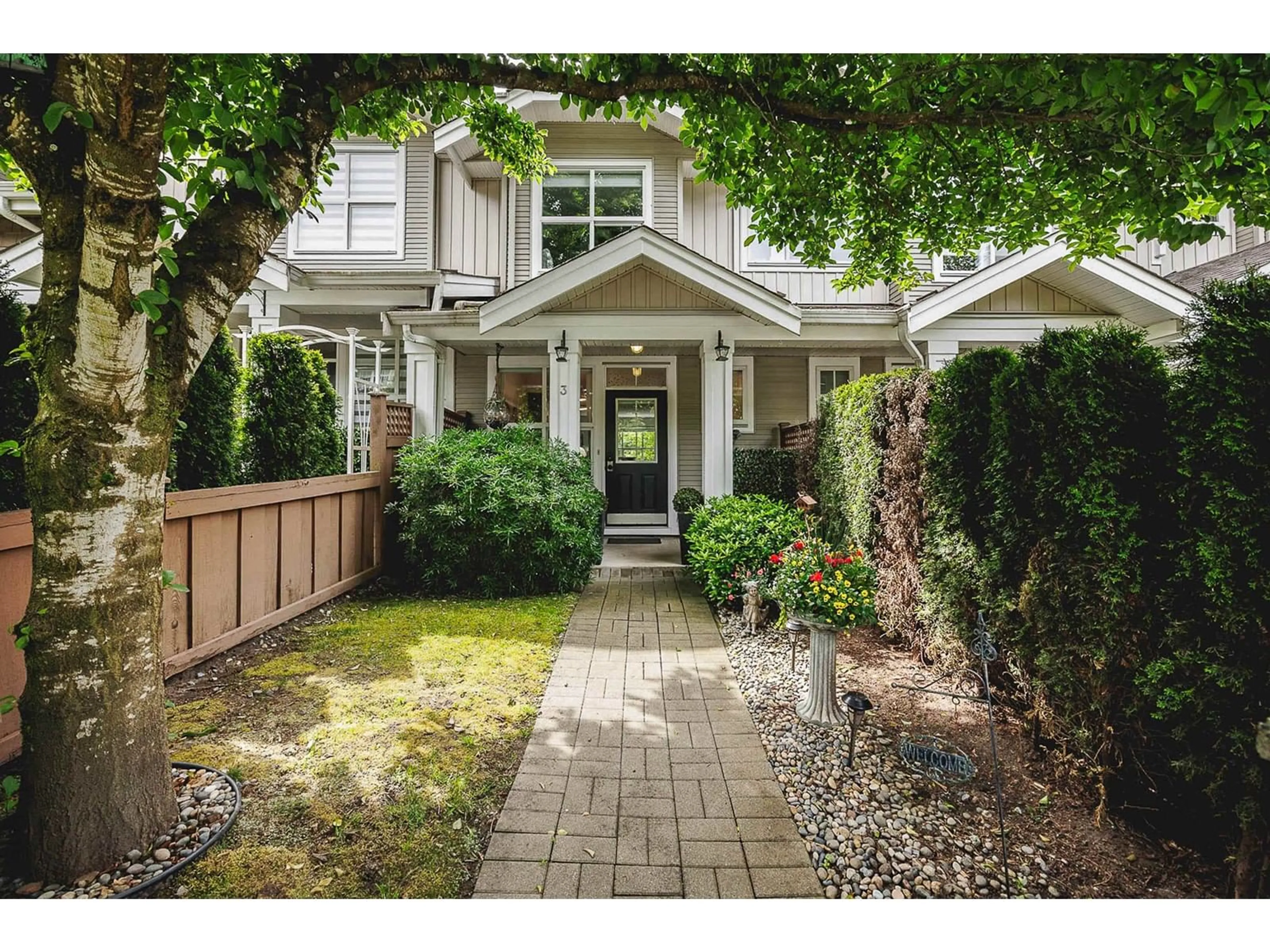 Unknown for 3 - 20460 66, Langley British Columbia V2Y3B6