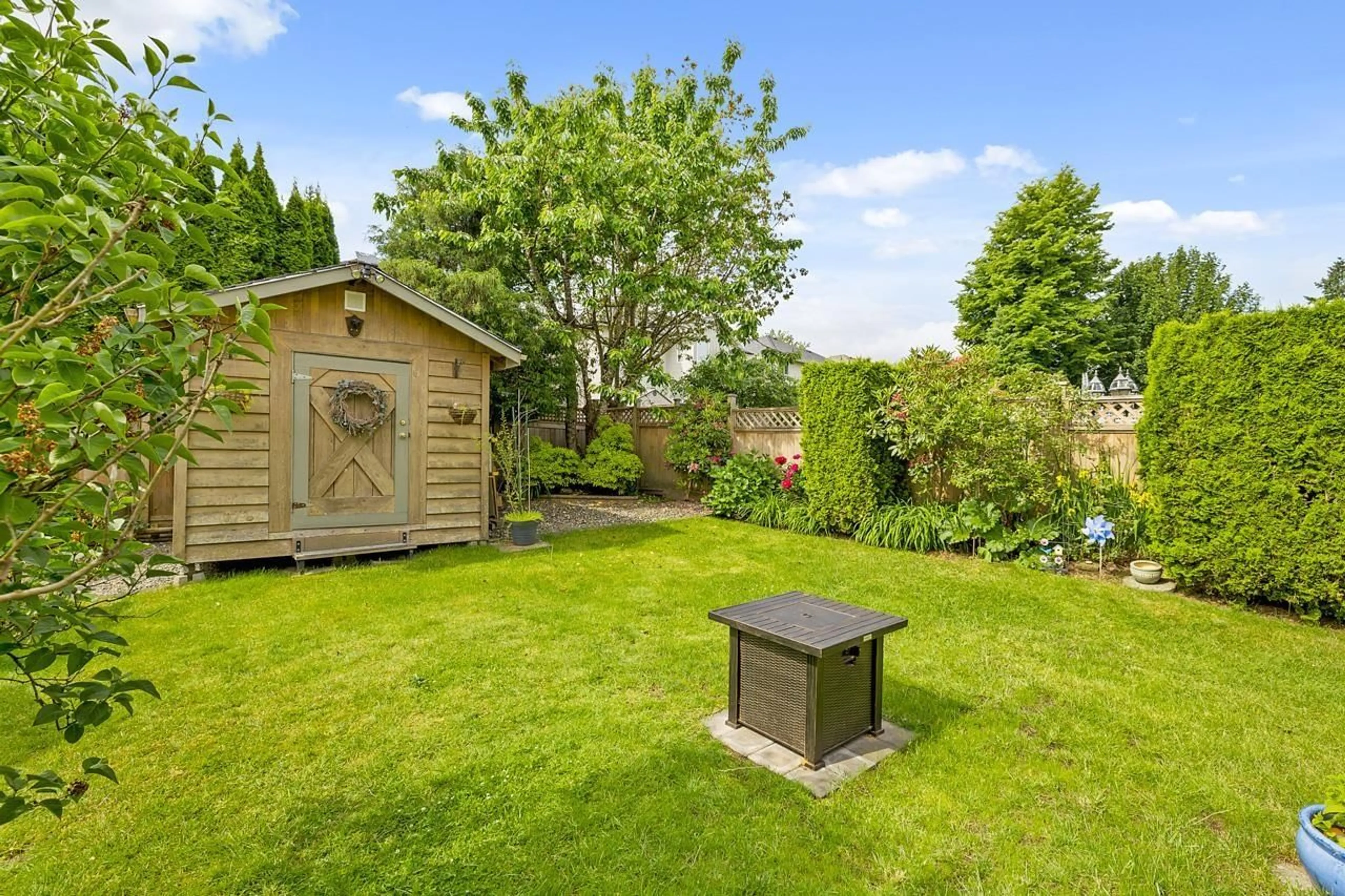 Shed for 16916 GREENBROOK, Surrey British Columbia V4N5C7