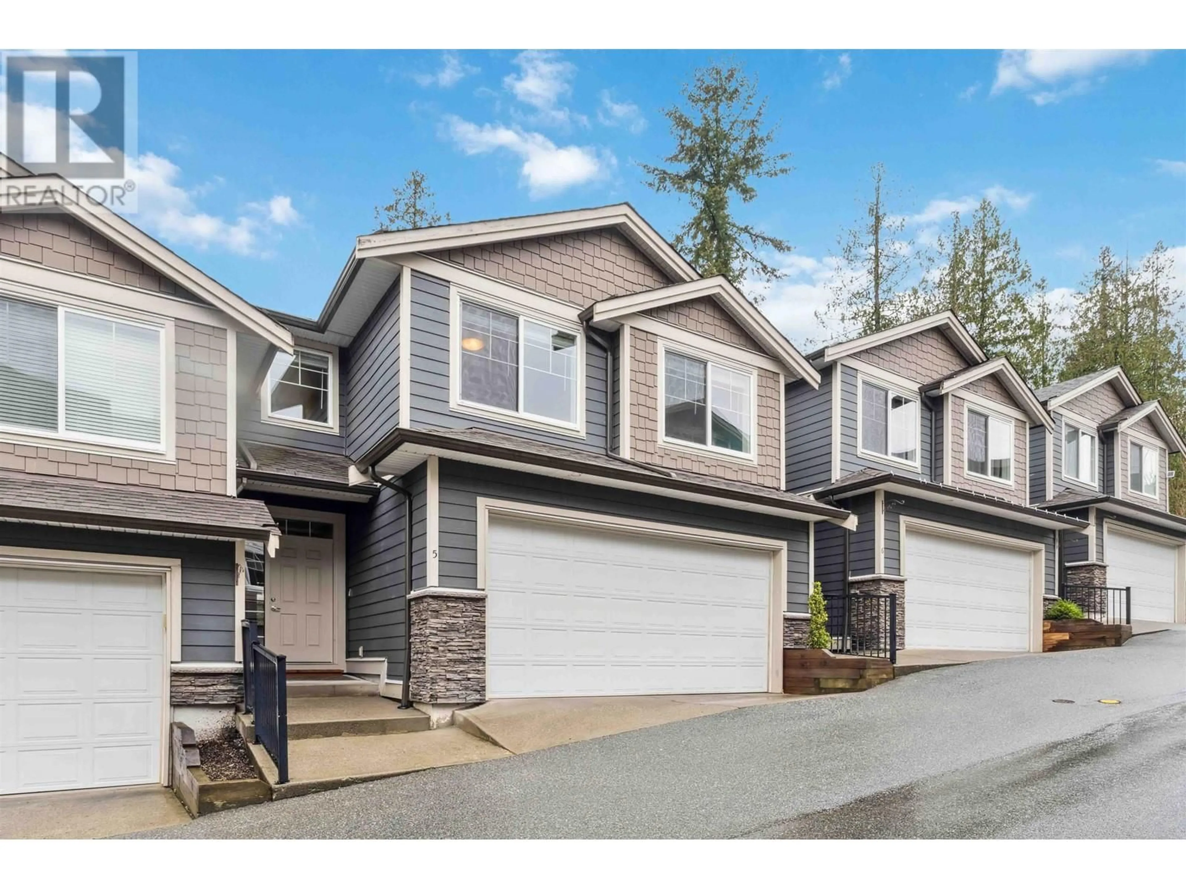 Home with vinyl exterior material, street for 5 - 11384 BURNETT STREET, Maple Ridge British Columbia V2X9E4