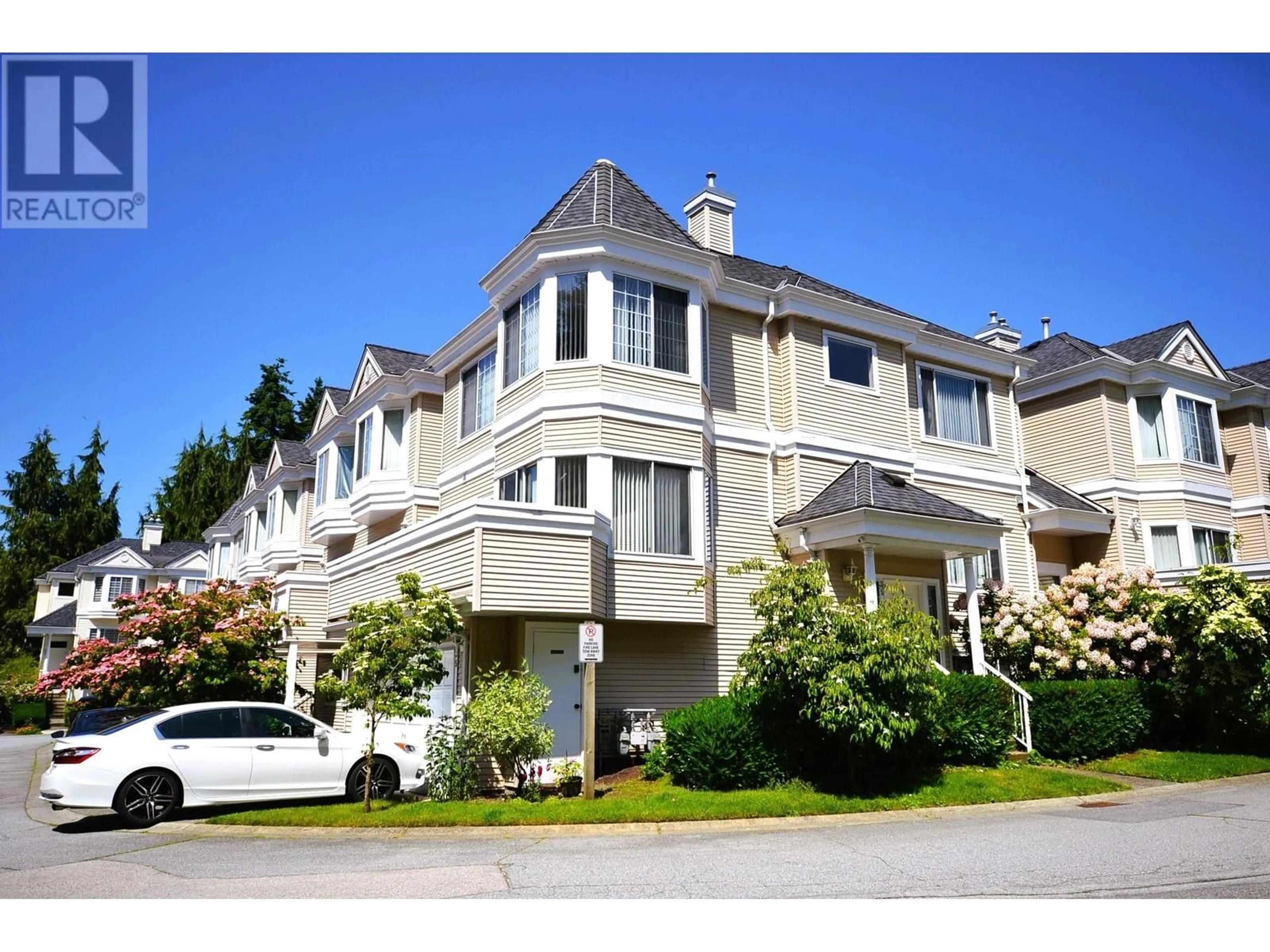 Unknown for 35 - 6700 RUMBLE STREET, Burnaby British Columbia V5E4H7