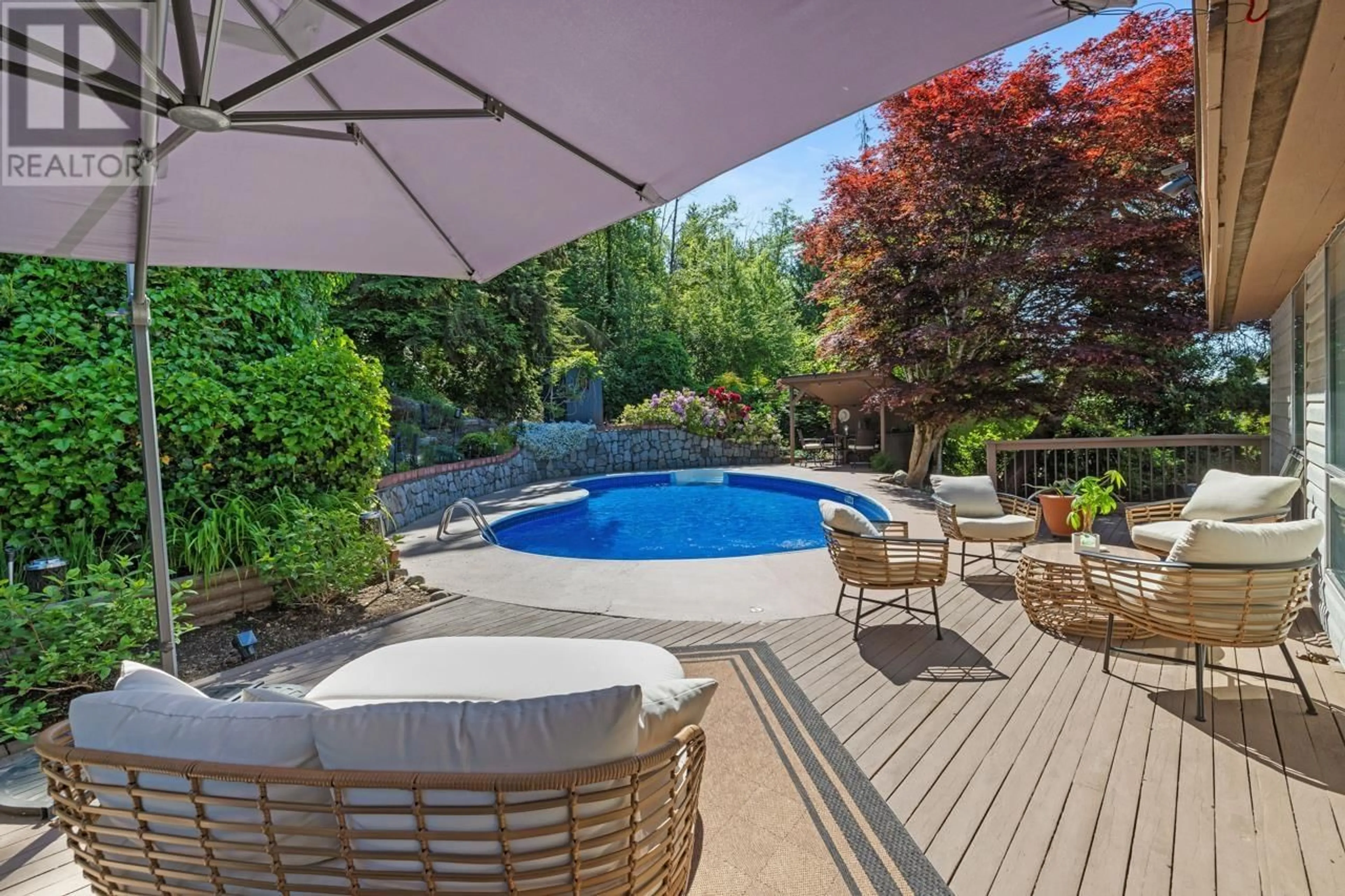 Pool for 150 APRIL ROAD, Port Moody British Columbia V3H3M6