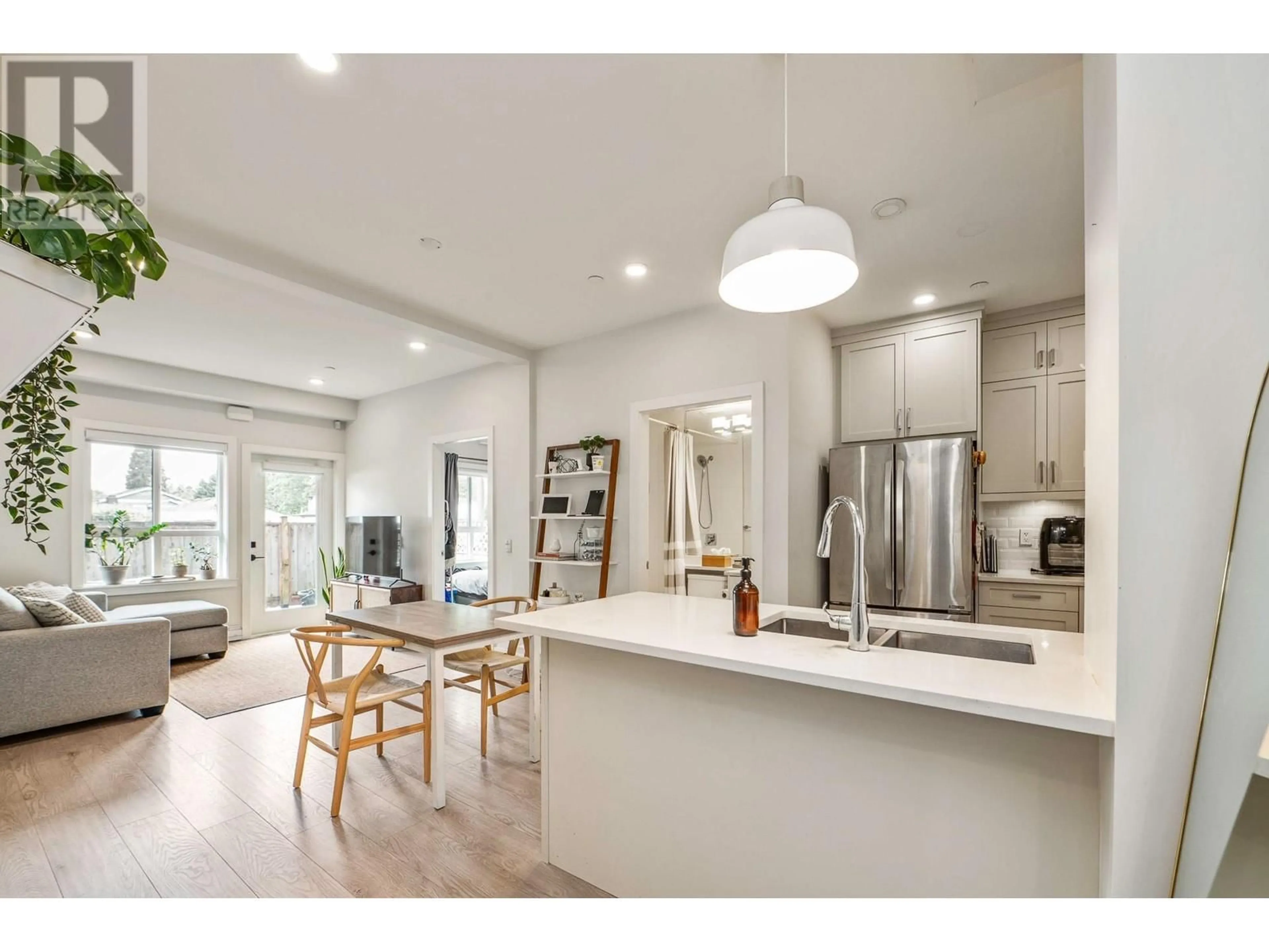 Open concept kitchen, unknown for 1 - 2717 HORLEY STREET, Vancouver British Columbia V5R4R7