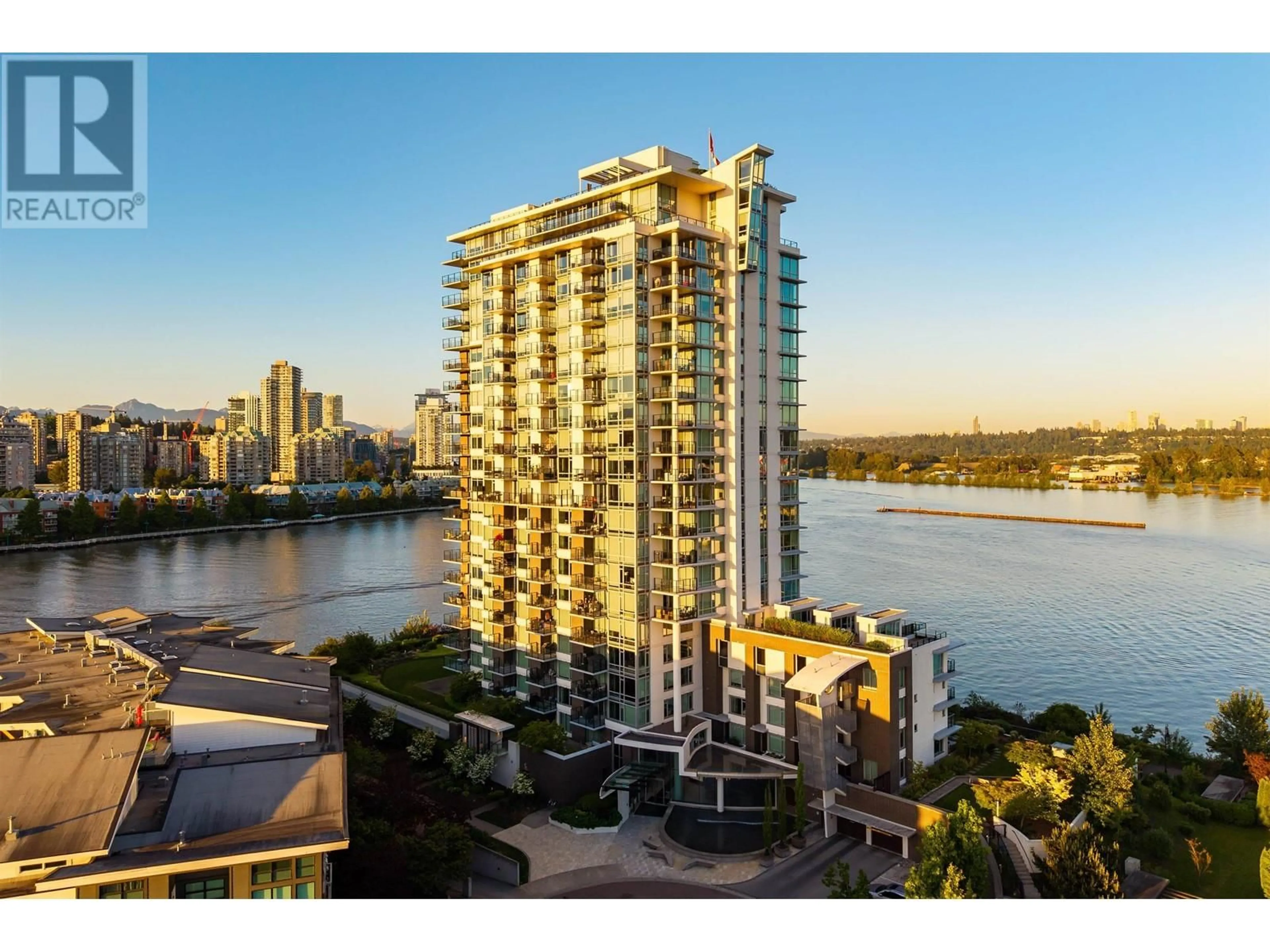 A pic from outside/outdoor area/front of a property/back of a property/a pic from drone, water/lake/river/ocean view for 1208 - 210 SALTER STREET, New Westminster British Columbia V3M0J9