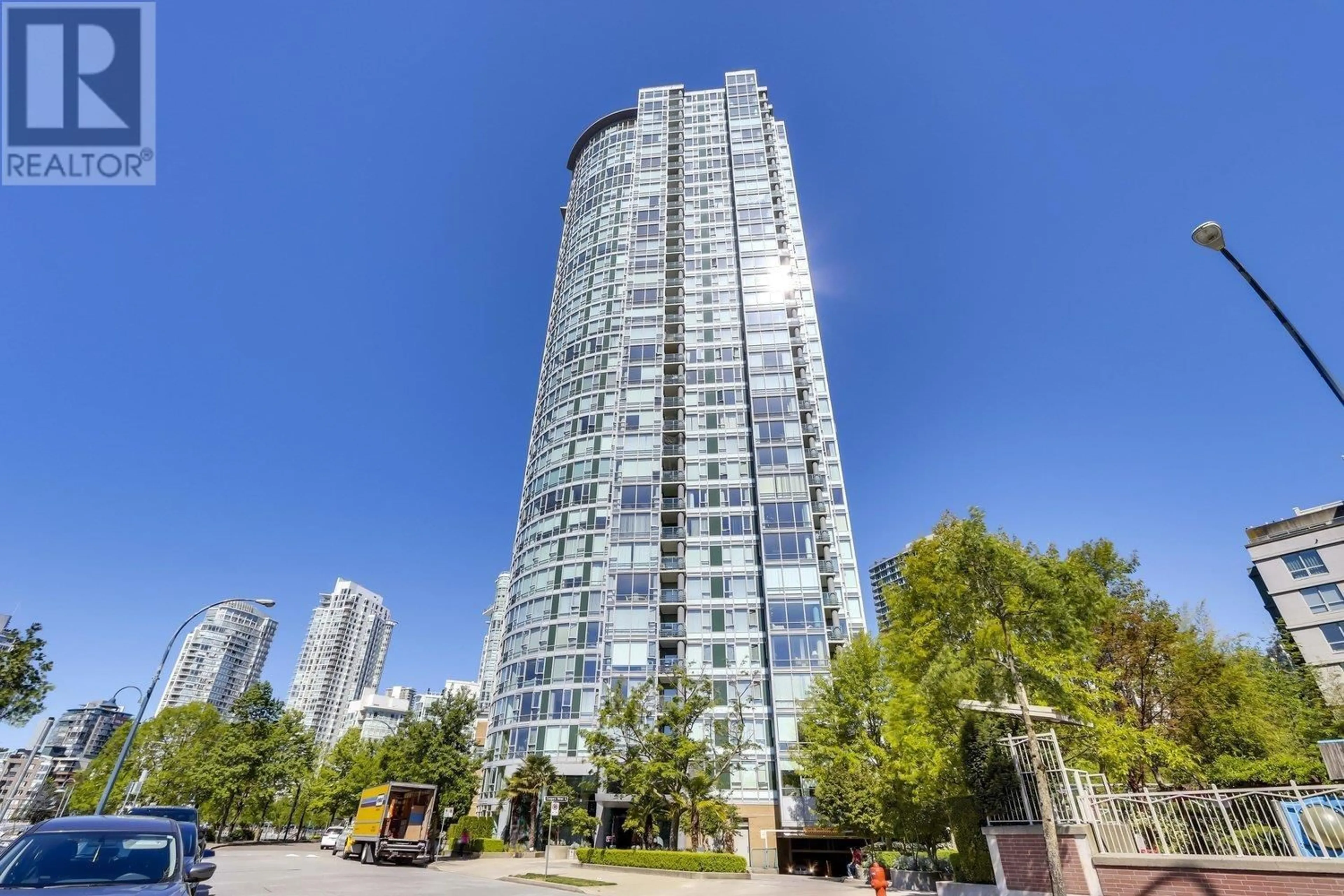 Unknown for 202 - 1033 MARINASIDE CRESCENT, Vancouver British Columbia V6Z3A3